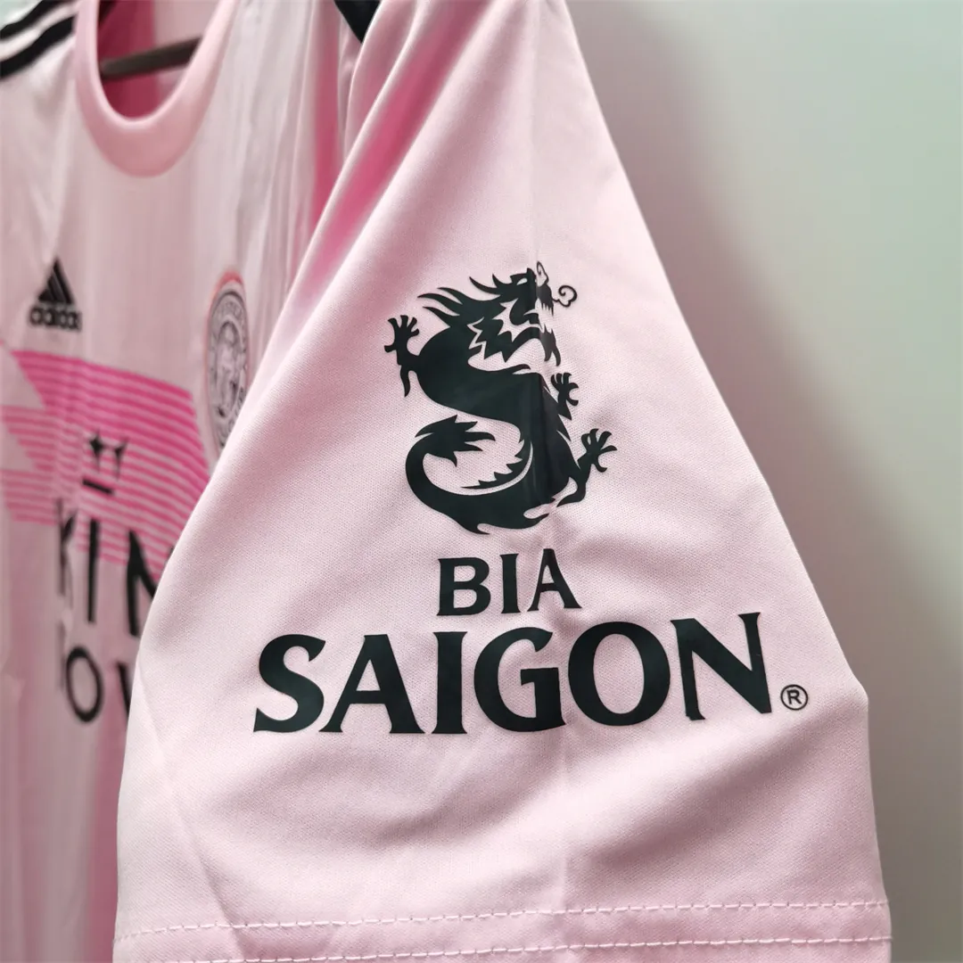 19-20 Leicester City away pink 3