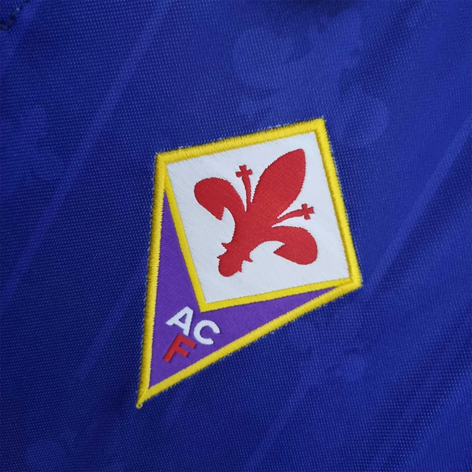 97-98 Fiorentina home 1