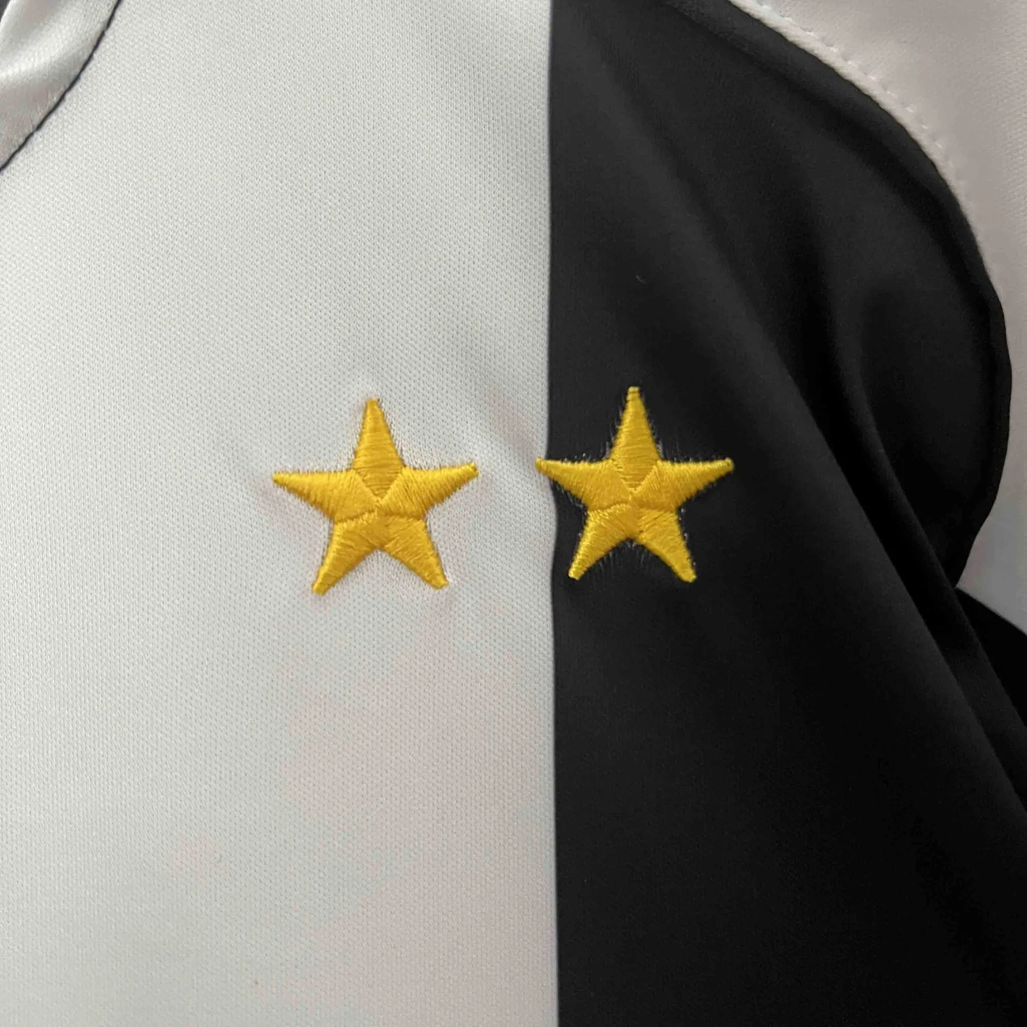 04-05 Juventus Home Retro Kit Jersey Supplier Yupoo S-2XL 2