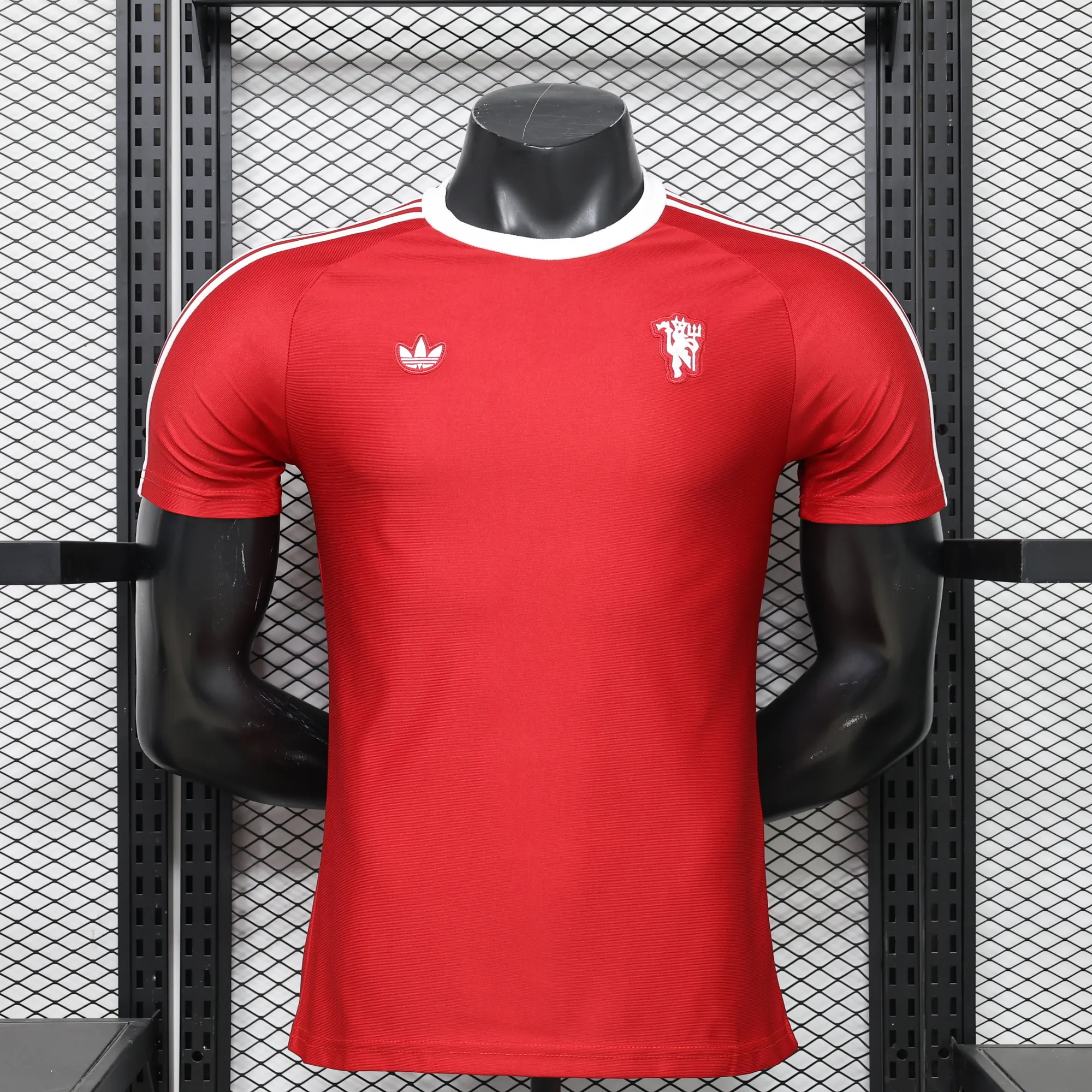 26-27 Manchester United Mens Red Retro Style Football Shirt Apparels AAAAJersey Supply Yupoo 2