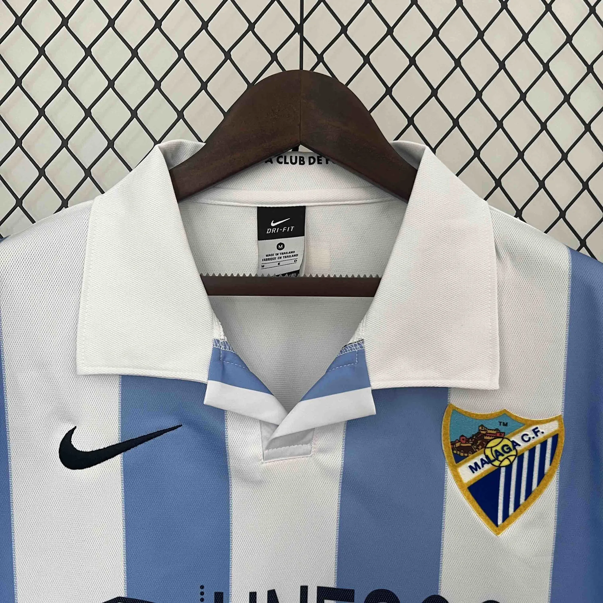 12-13 Malaga Home Retro Kit Football Apparel AAAAJerseys Dropshipping Yupoo 1