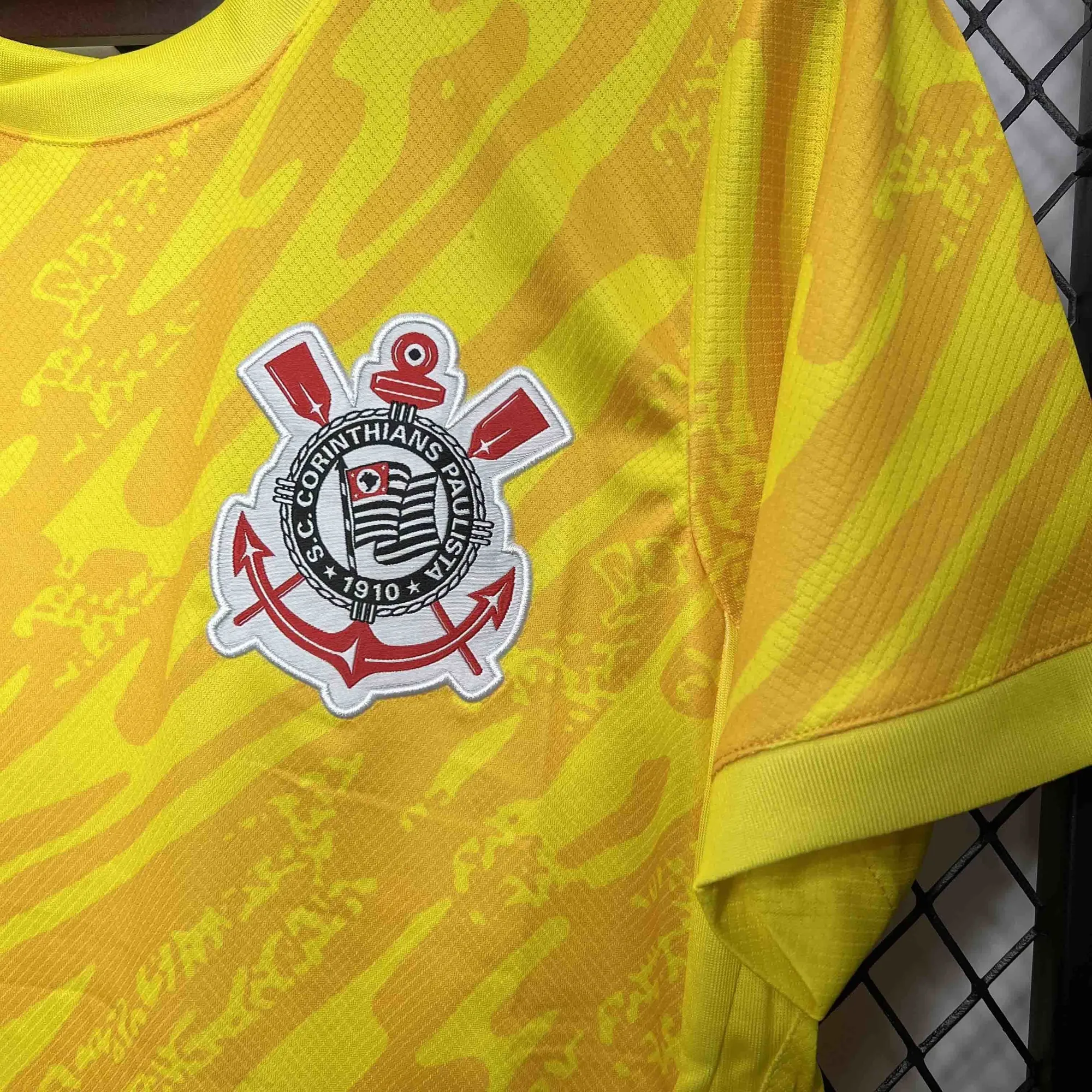 24-25 Corinthians Goalkeeper Yellow Kit Soccer Unifrom AAAAJersey Dropshiping Yupoo 3