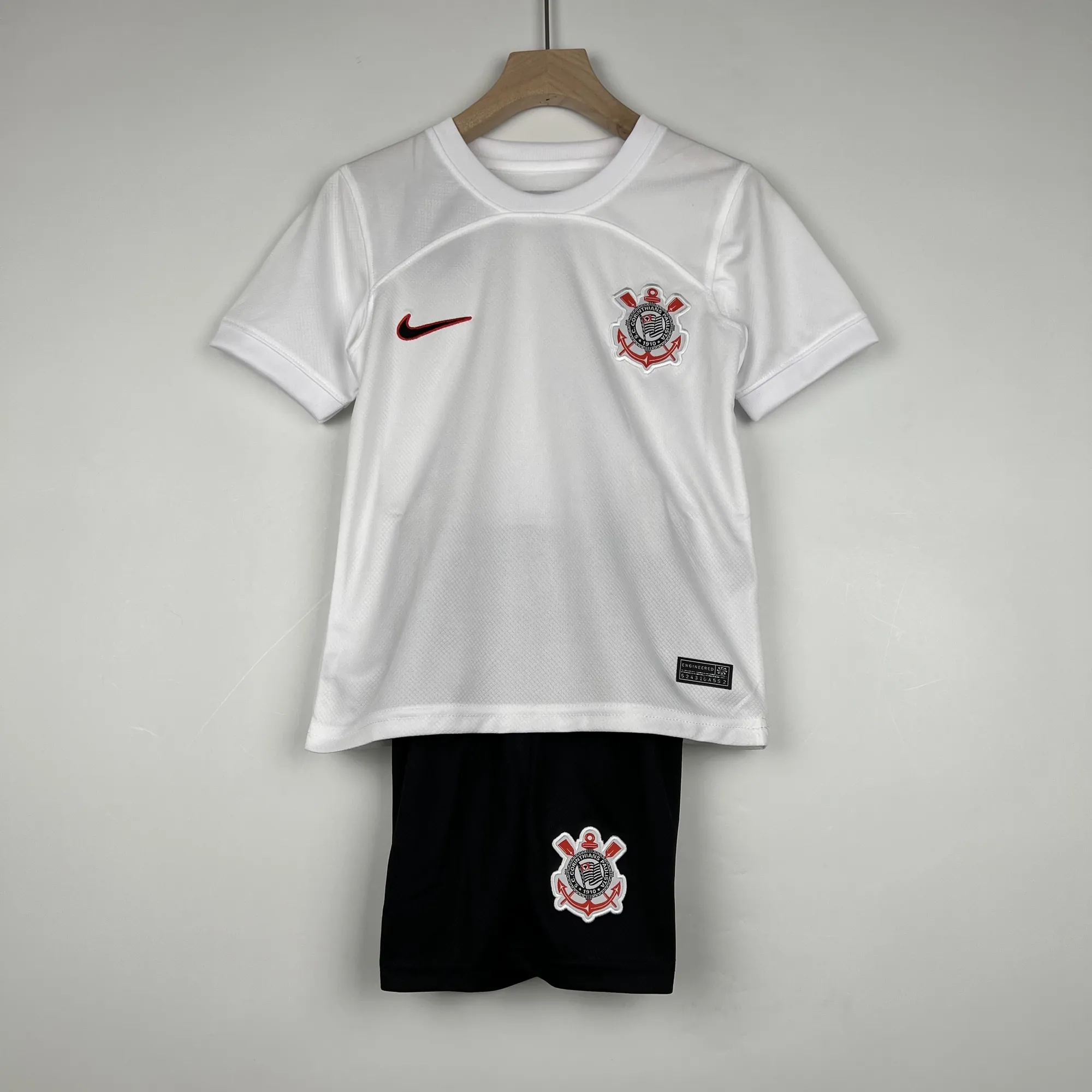 23-24 Kids Corinthians home size 16-28 9