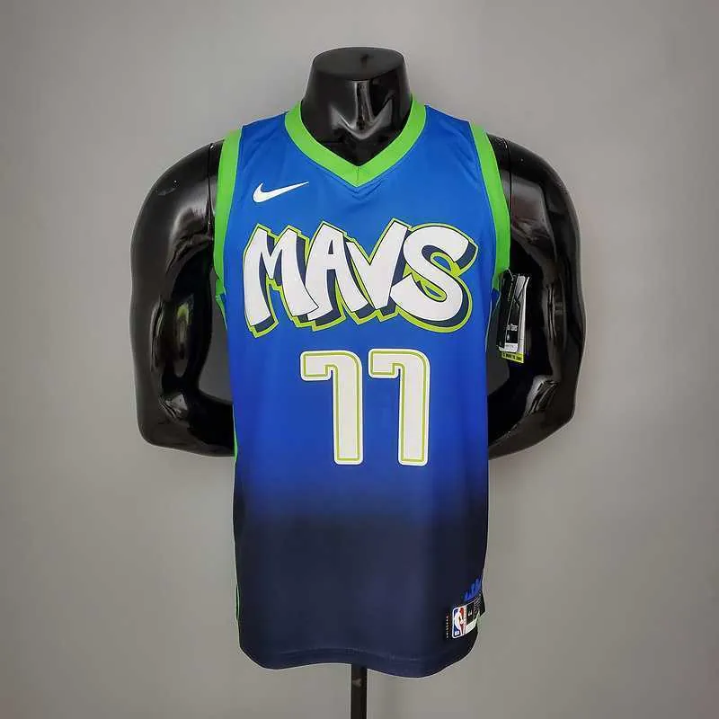 DONCIC#77 Dallas Mavericks blue idol 9
