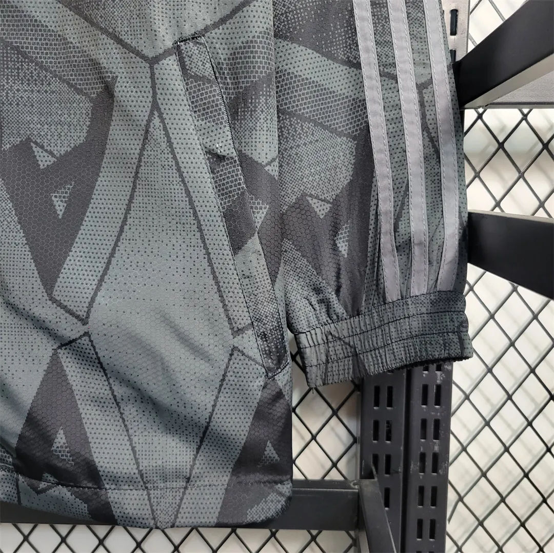 22-23 Arsenal Windbreaker Black 2