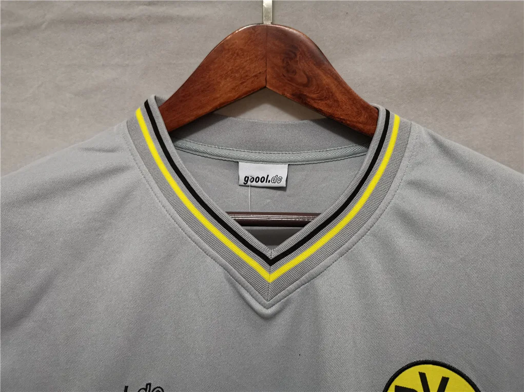 2000 Dortmund away grey 5