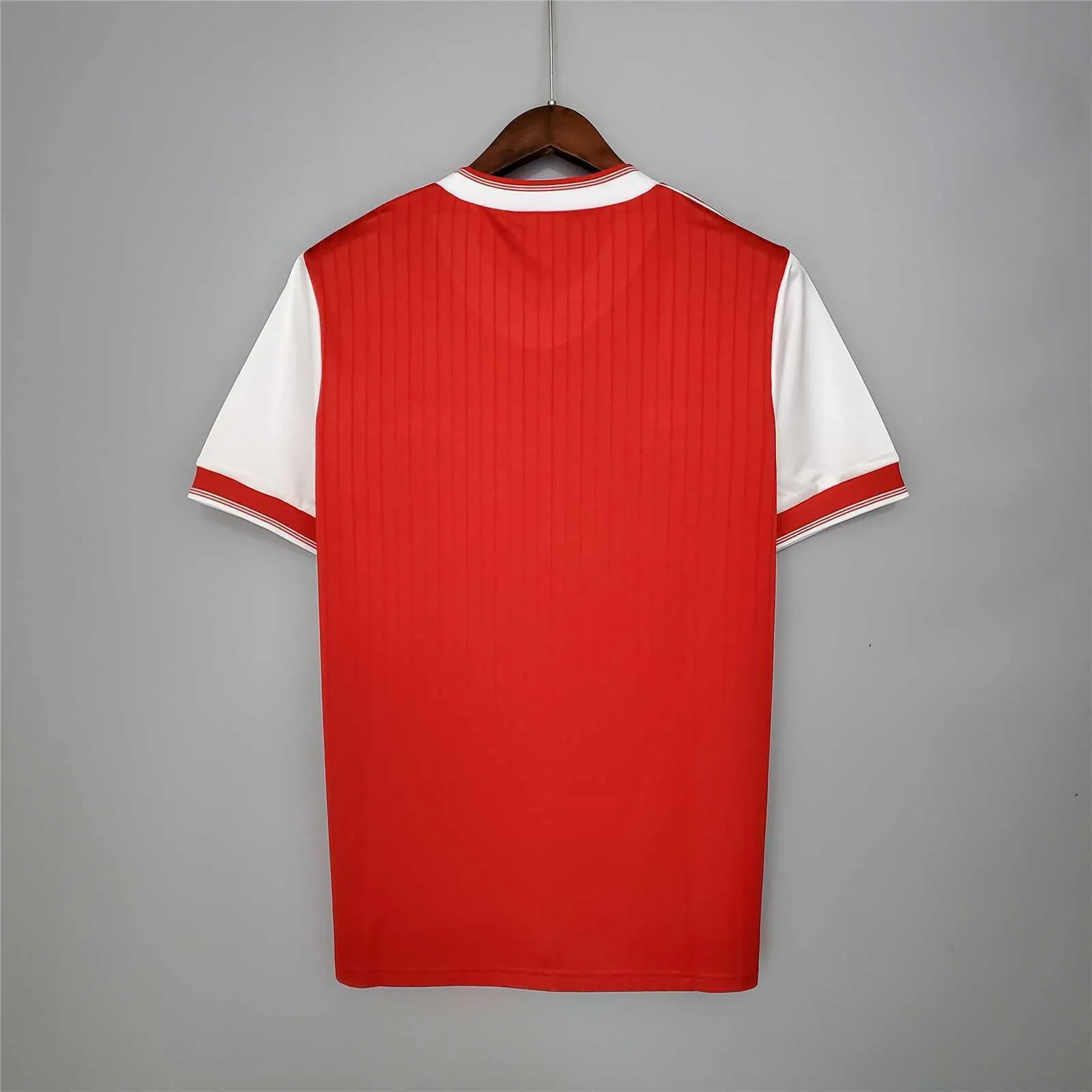 83-86 Arsenal home 6