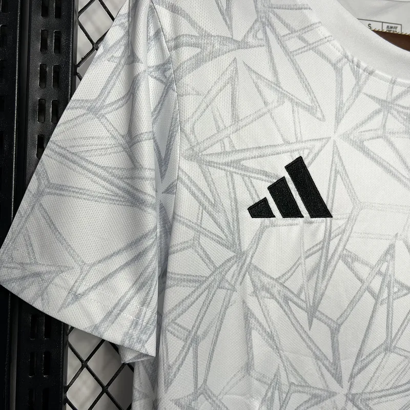 24-25 Real Madrid Pre-match White Training Kit AAAAJersey Wholesale Yupoo 4