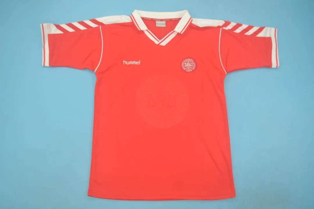 1998 Denmark home red 13