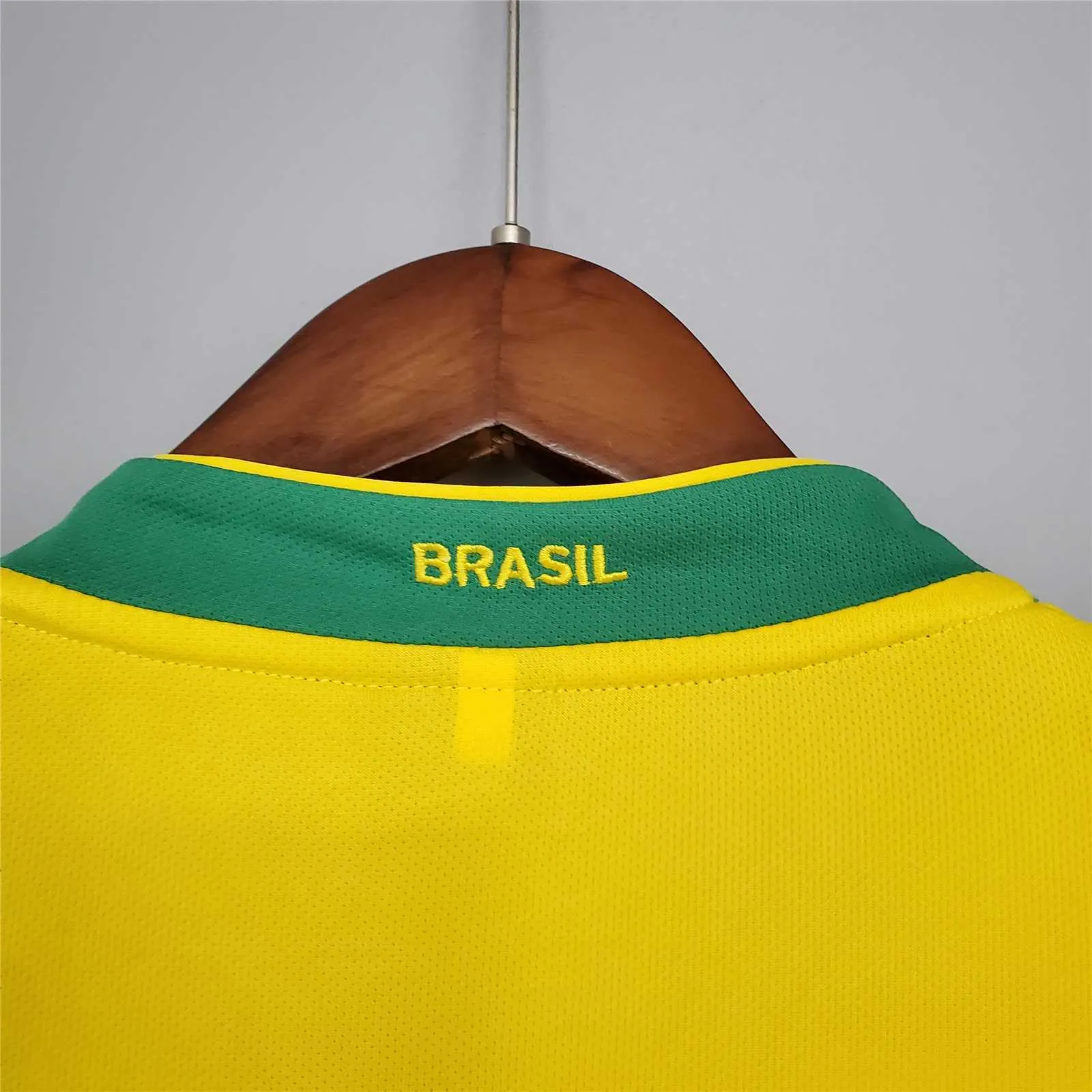 2006 Brazil home 2