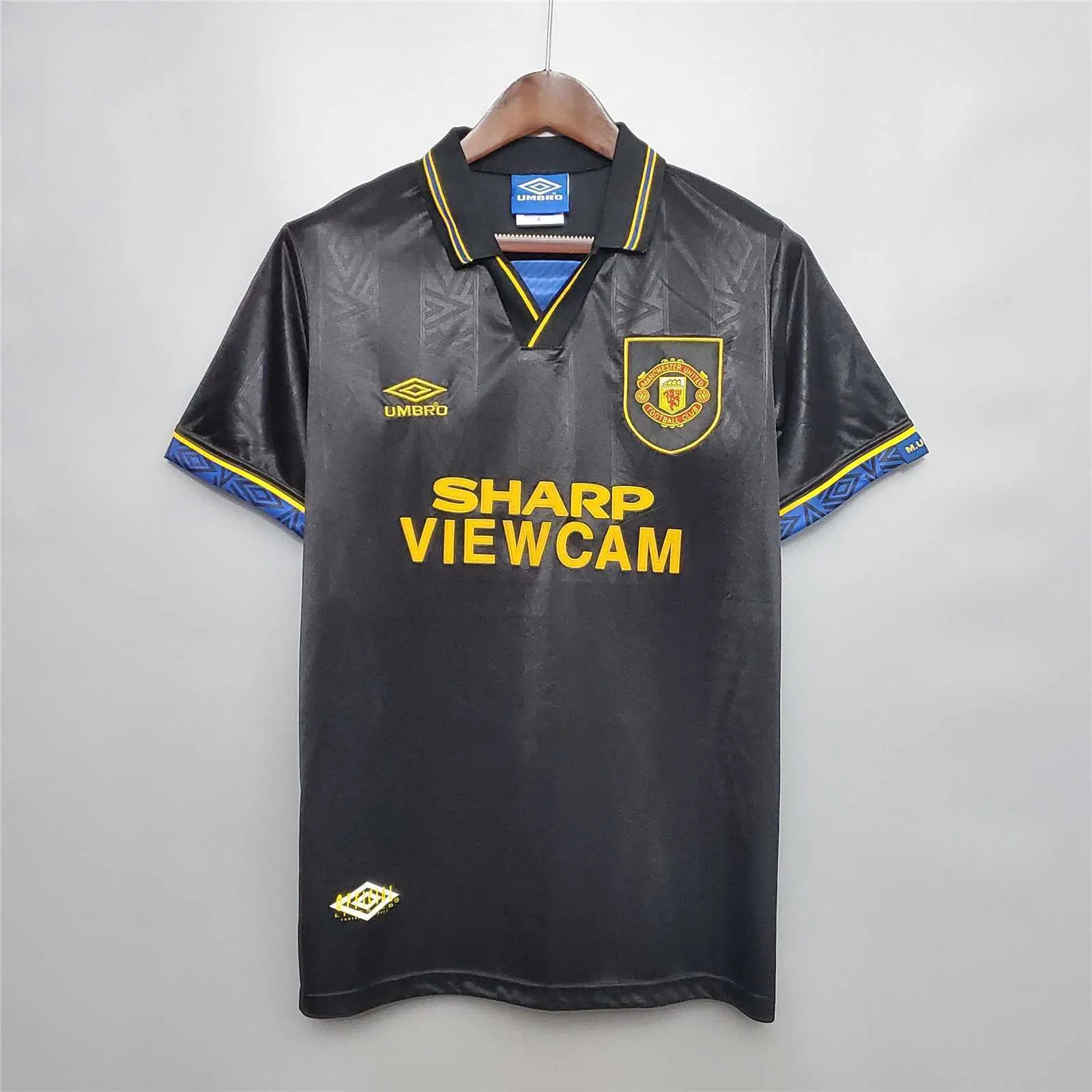 93-94 Manchester United away 9