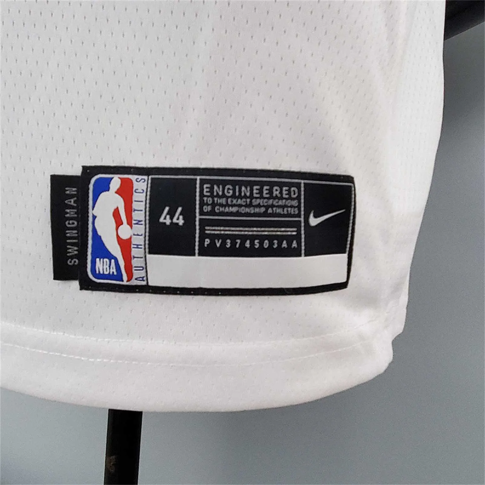 Nuggets Gordon #50 Limited White 3