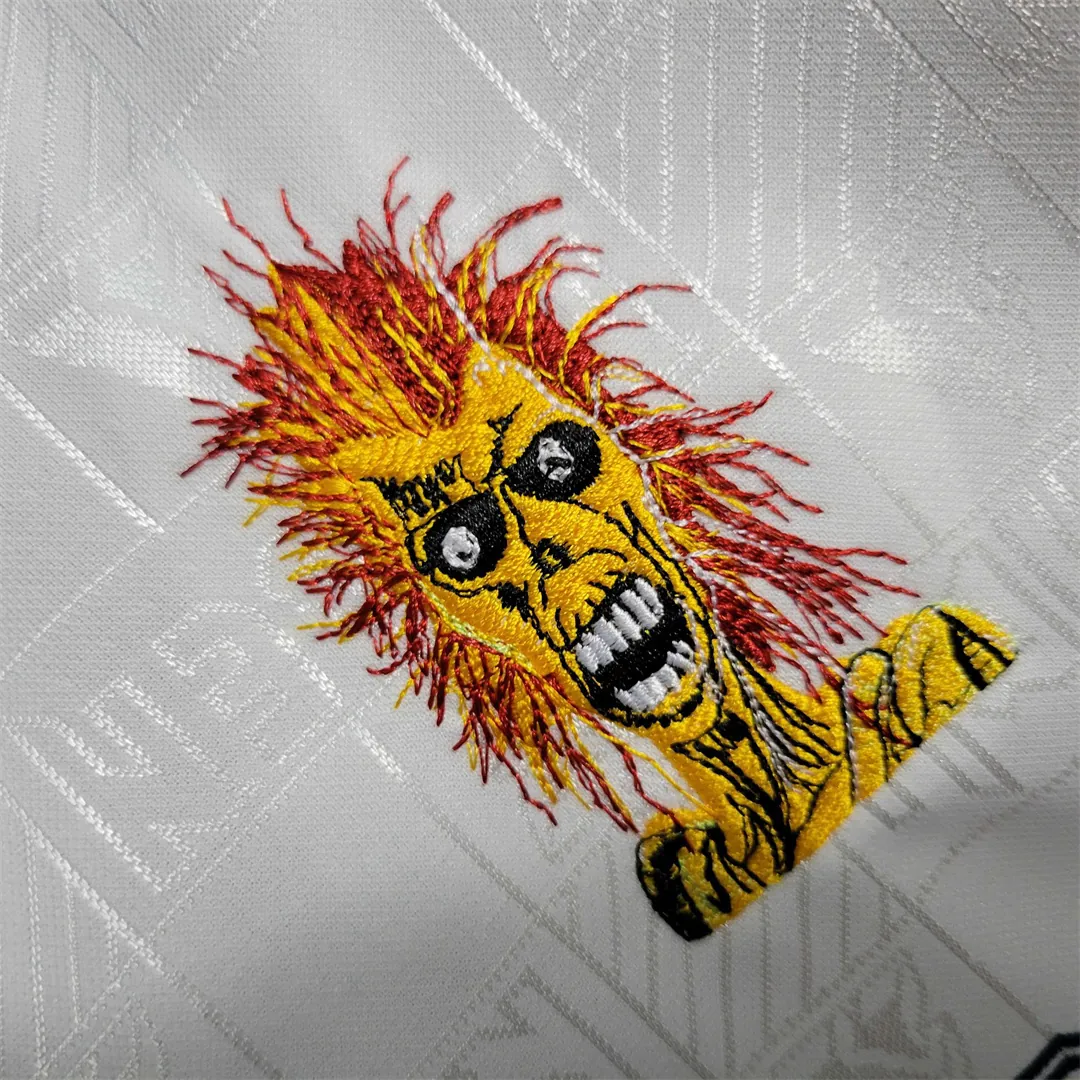 99-01 West Ham Iron Maiden Away Edition 6