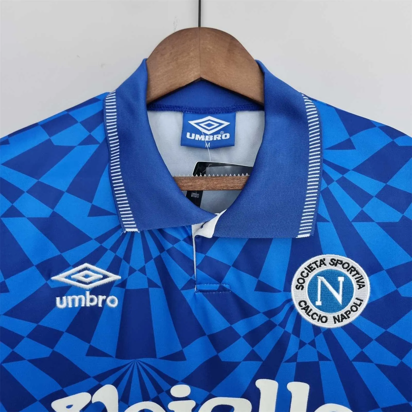91-93 Napoli home 7