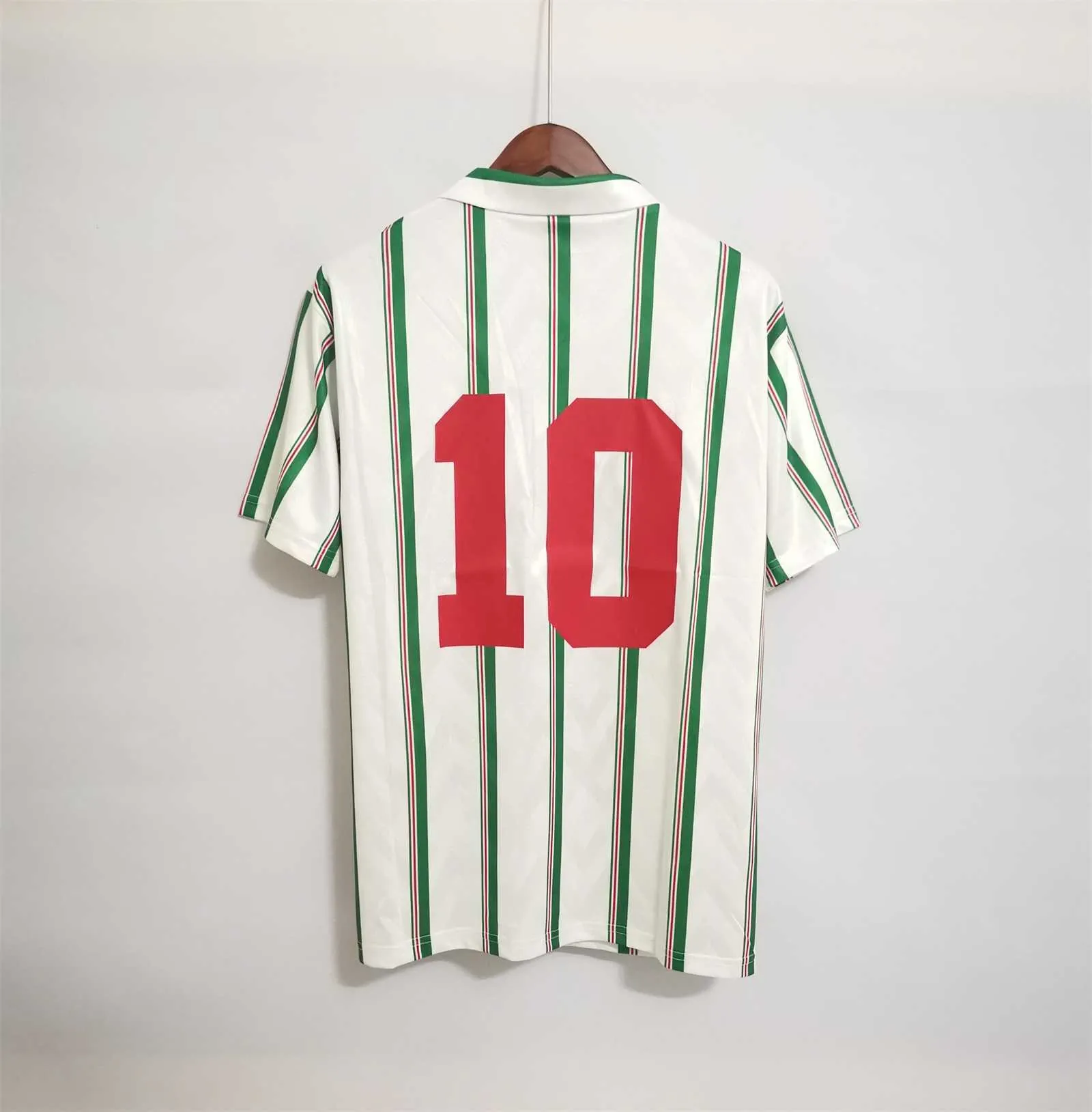 93-95 Wales away 3