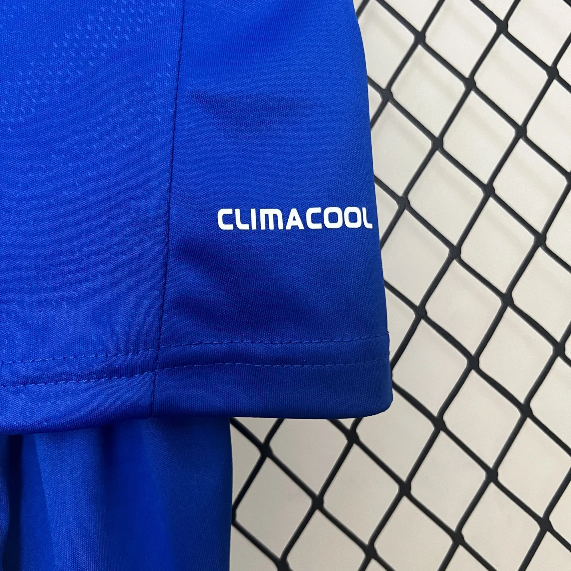 12-13 Chelsea Home Retro Kid Kits Children Sets Jerseys Supllier Yupoo 5