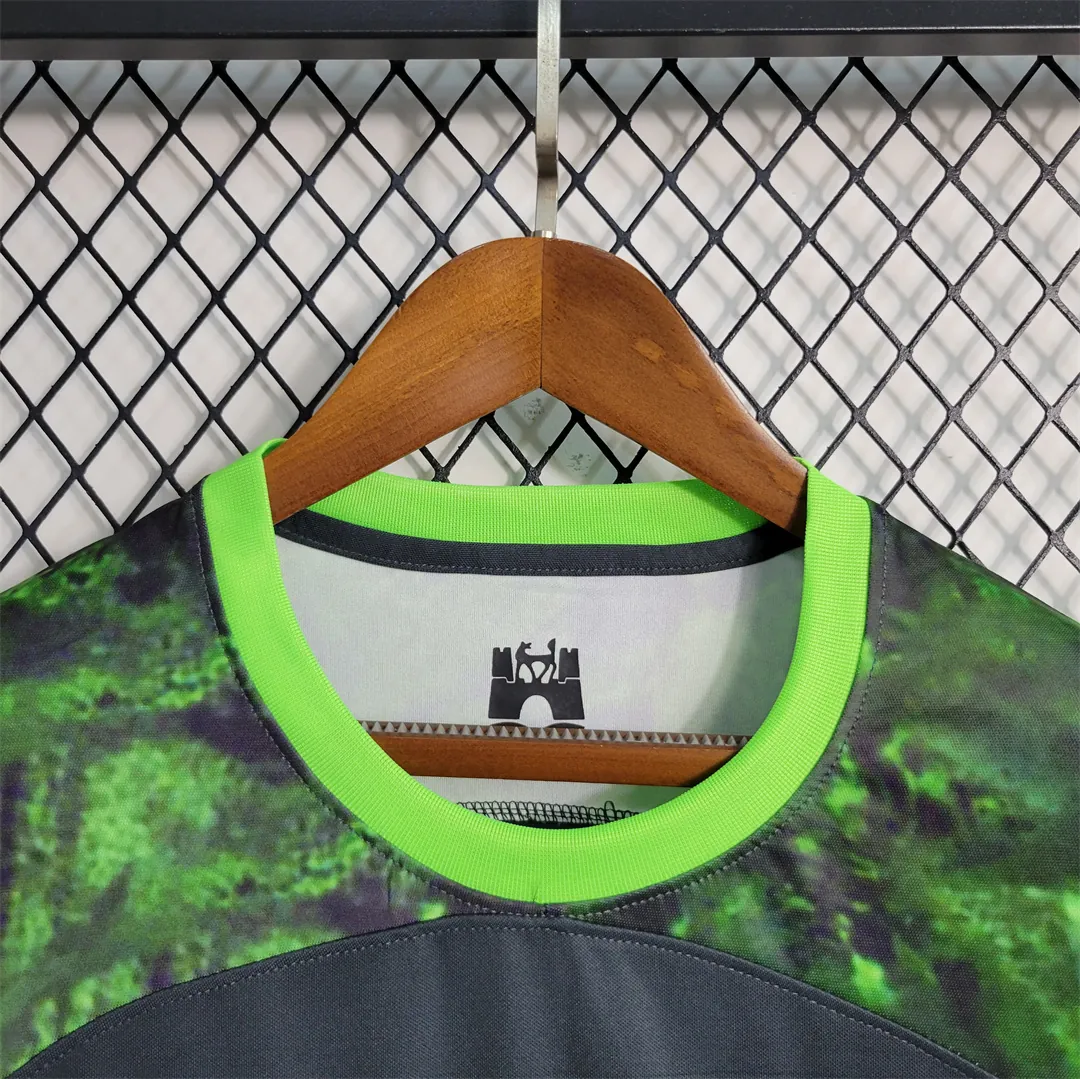 23-24 Wolfsburg away 2