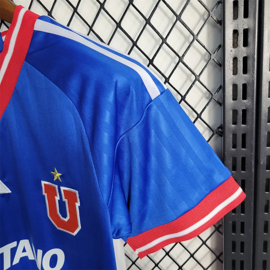 23-24 University of Chile home kids kit 11