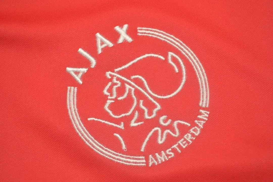 98-99 Ajax home redwhite 6