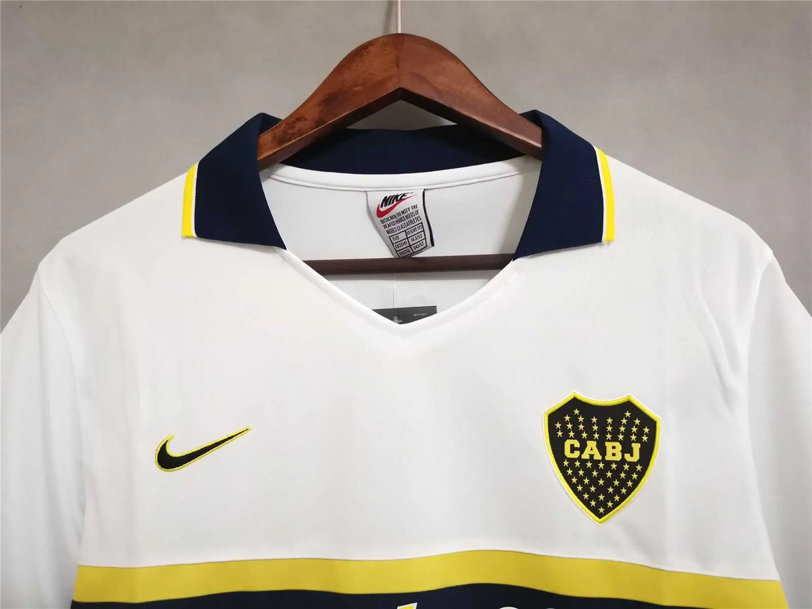 96-97 Boca Juniors away white 6