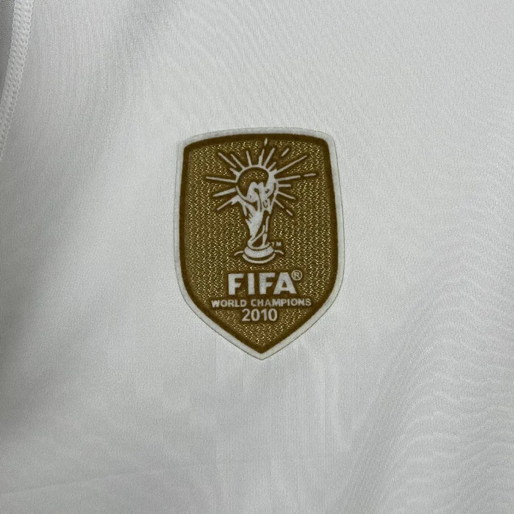 2010 Spain Away Retro Kit Vintage Shirt Sino AAAAJersey Supply Yupoo 2