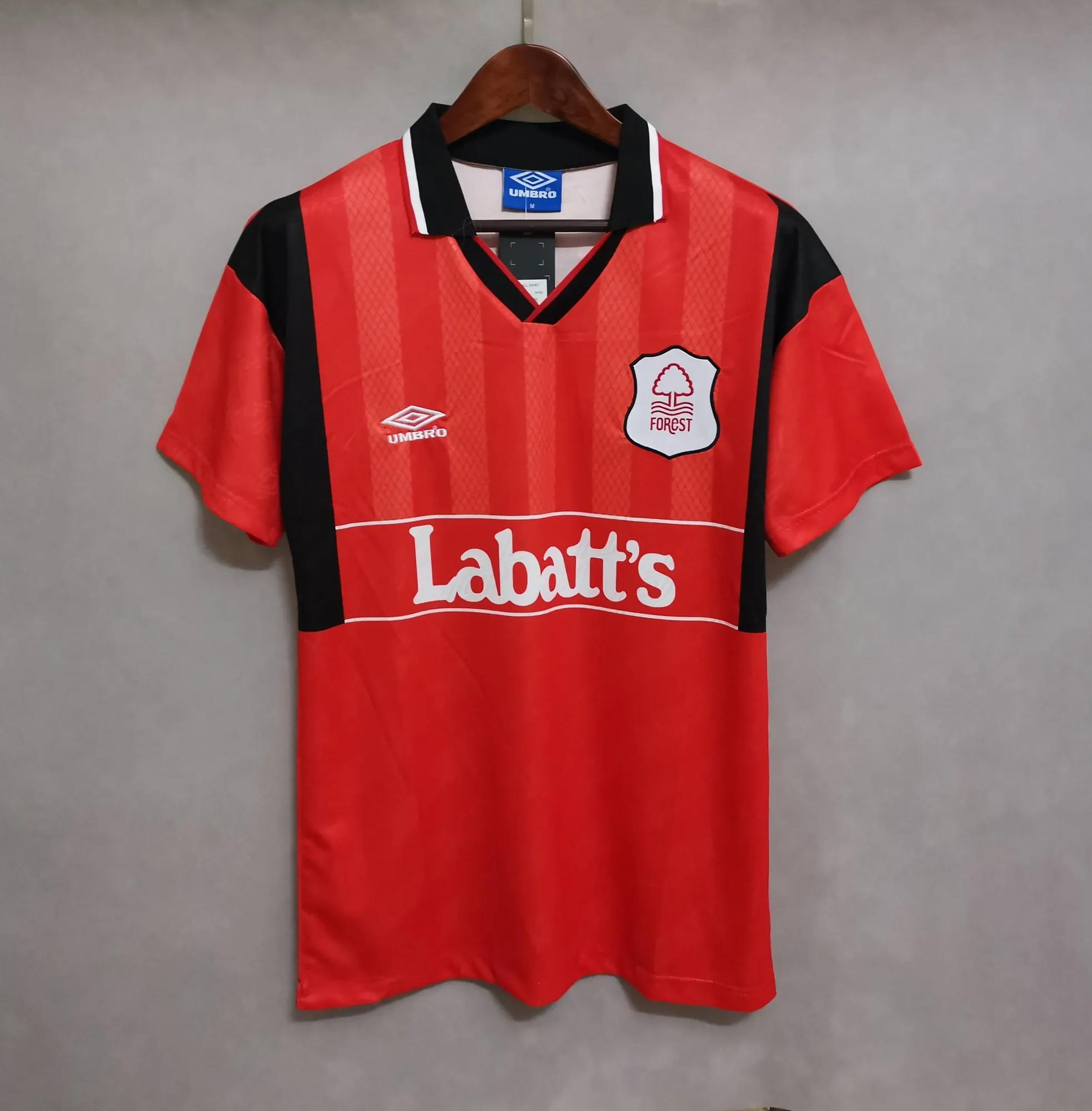 94-95 Nottingham Forest home 8