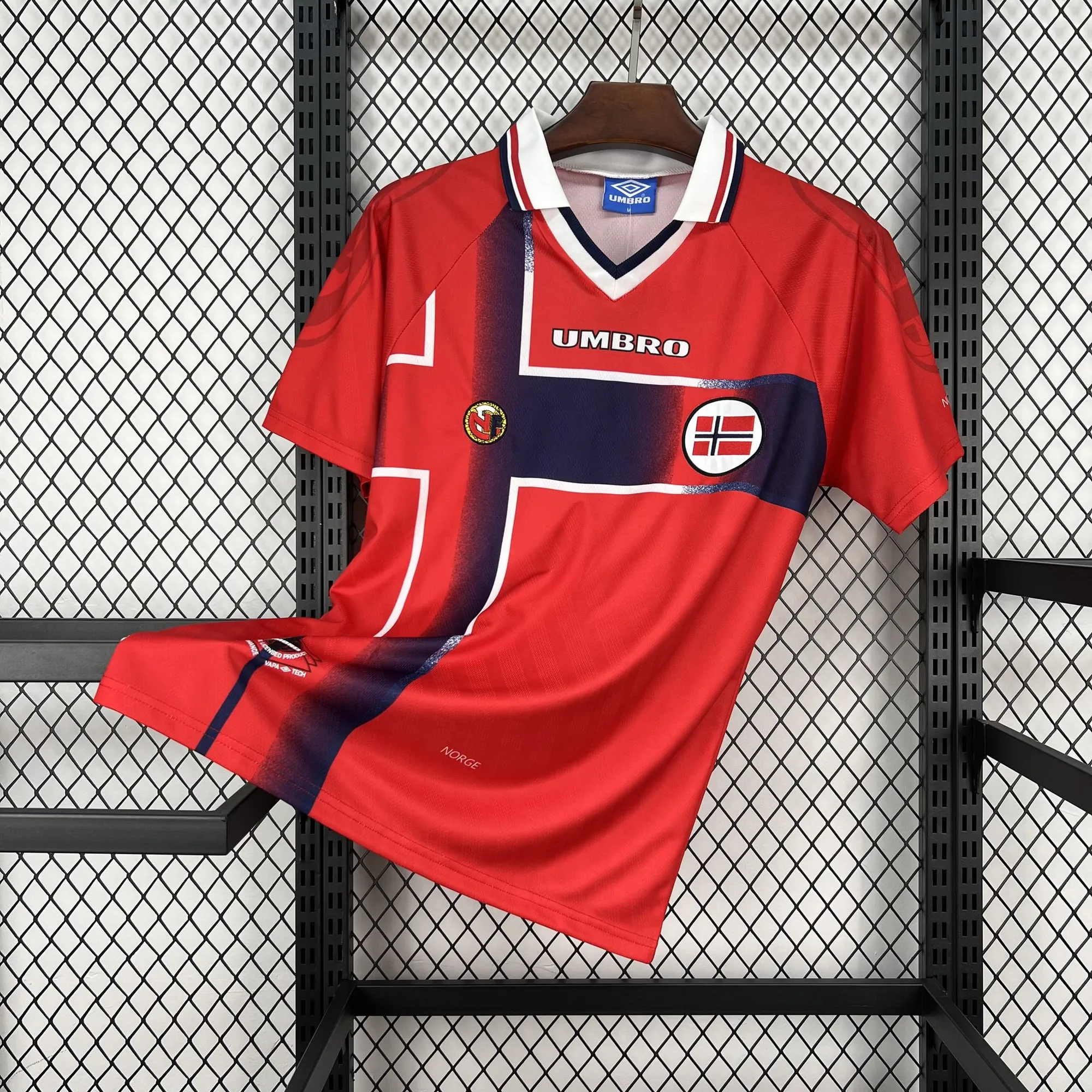 1997 Norway Mens Home Football Retro Kit Vintage T-Shirt AAAAJersey Wholesale Yupoo 8 1