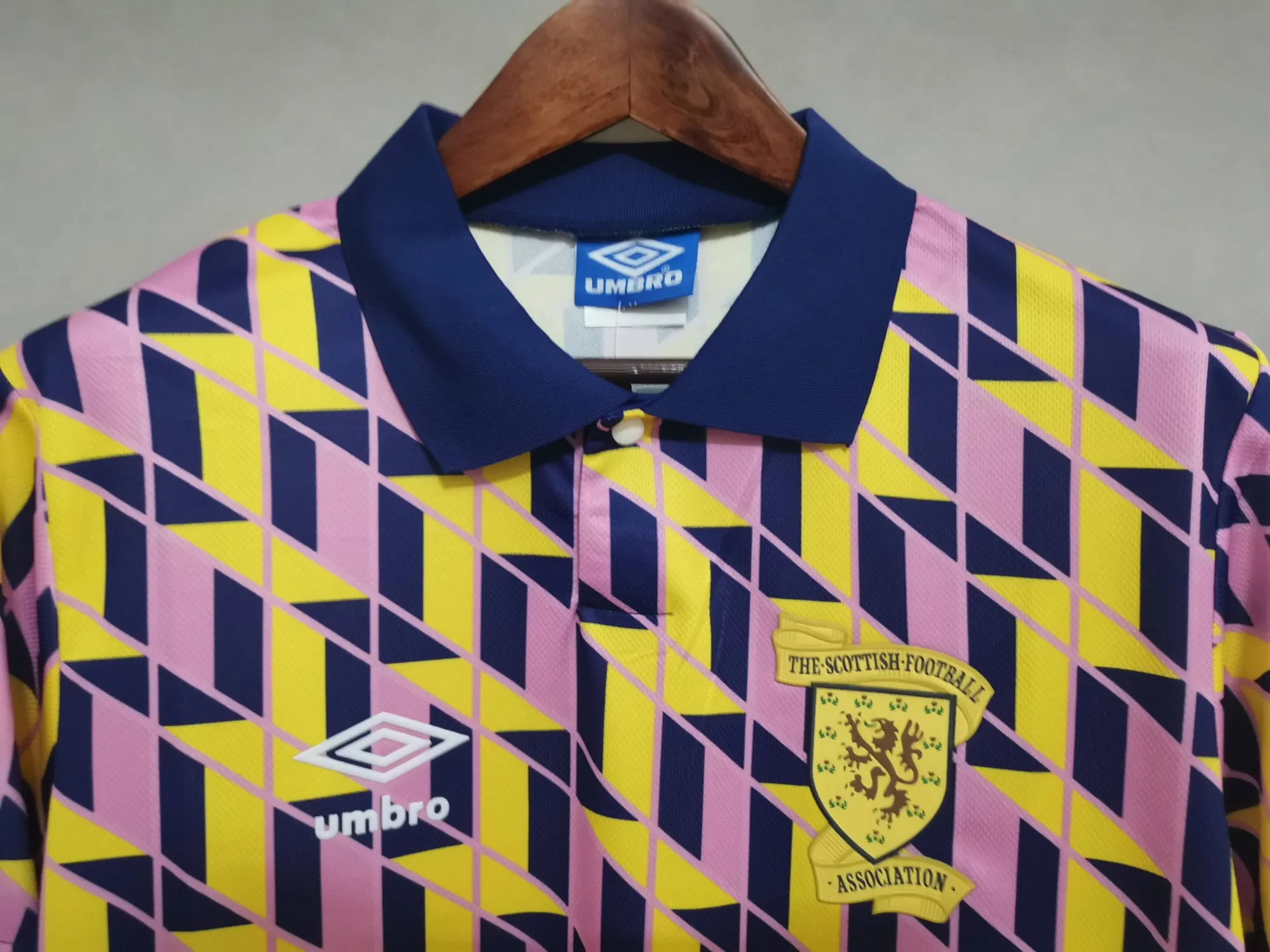 88-89 Scotland third away soccer jersey 1