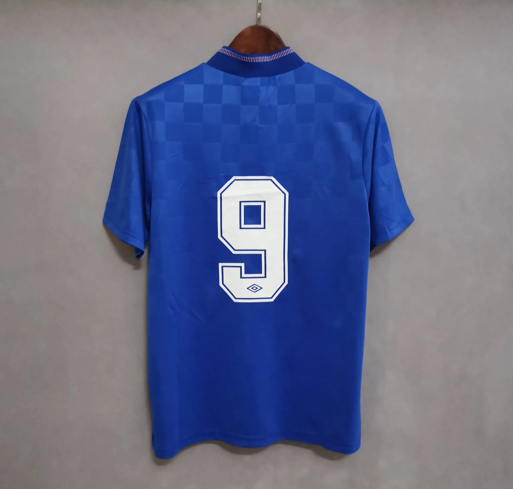 87-90 Rangers home 2