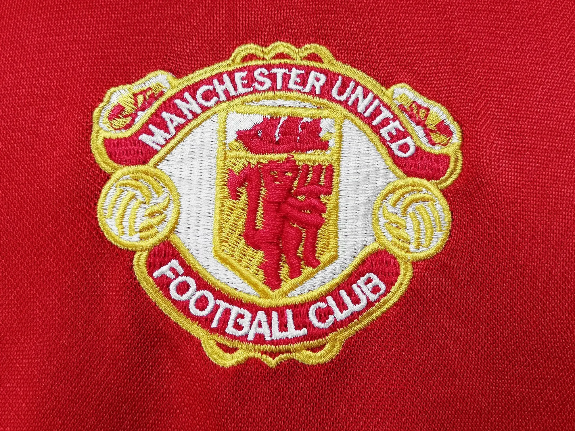 85-86 Manchester United home 3