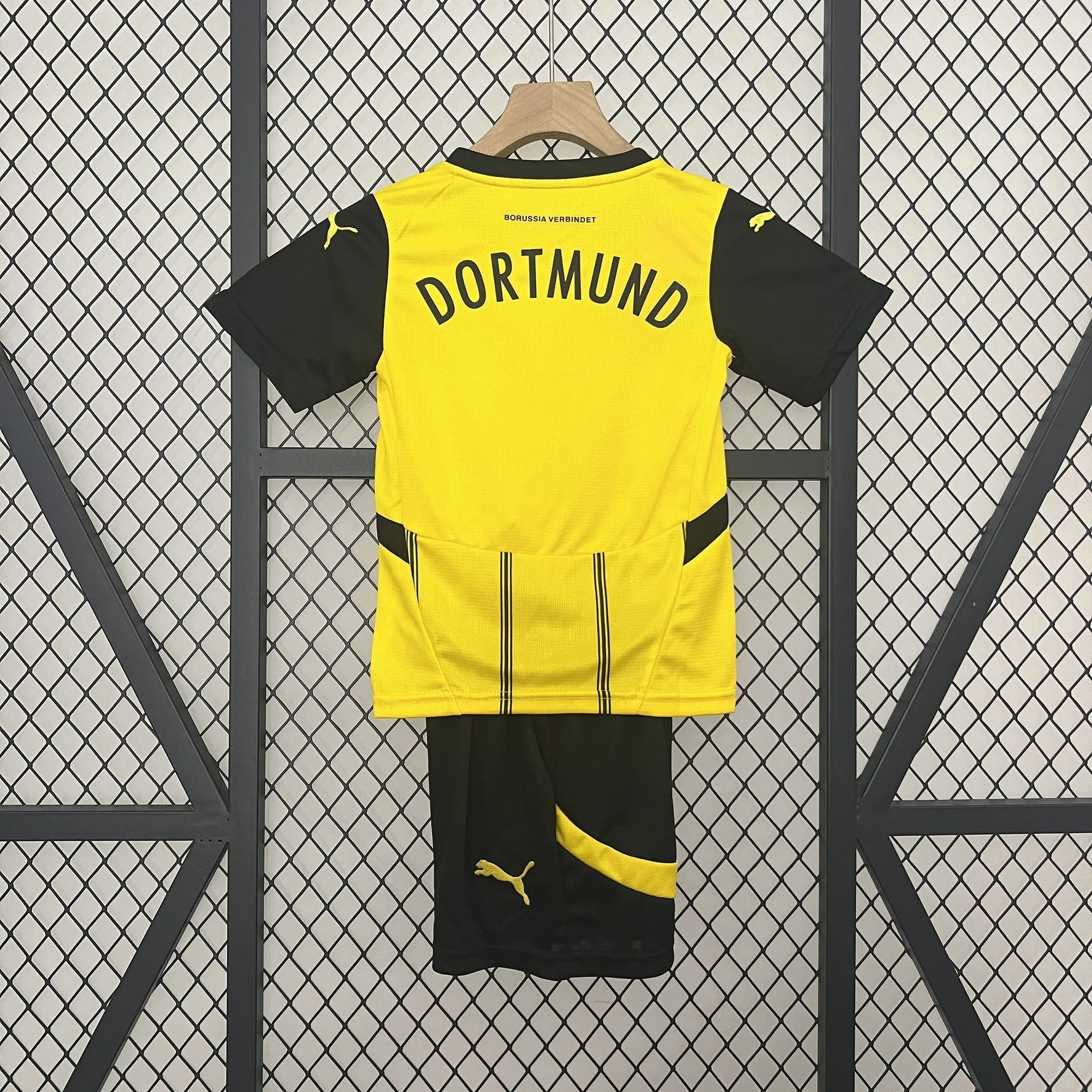 24-25 Dortmund BVB Home Kid Kits Youth Apparels AAAAJersey Supplier Yupoo 6