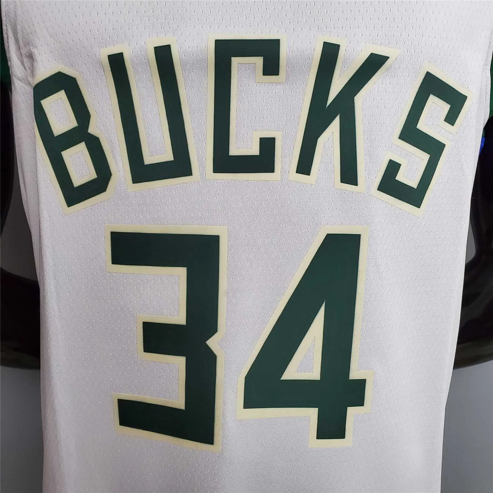 Antetokounmpo#34 Bucks white 7