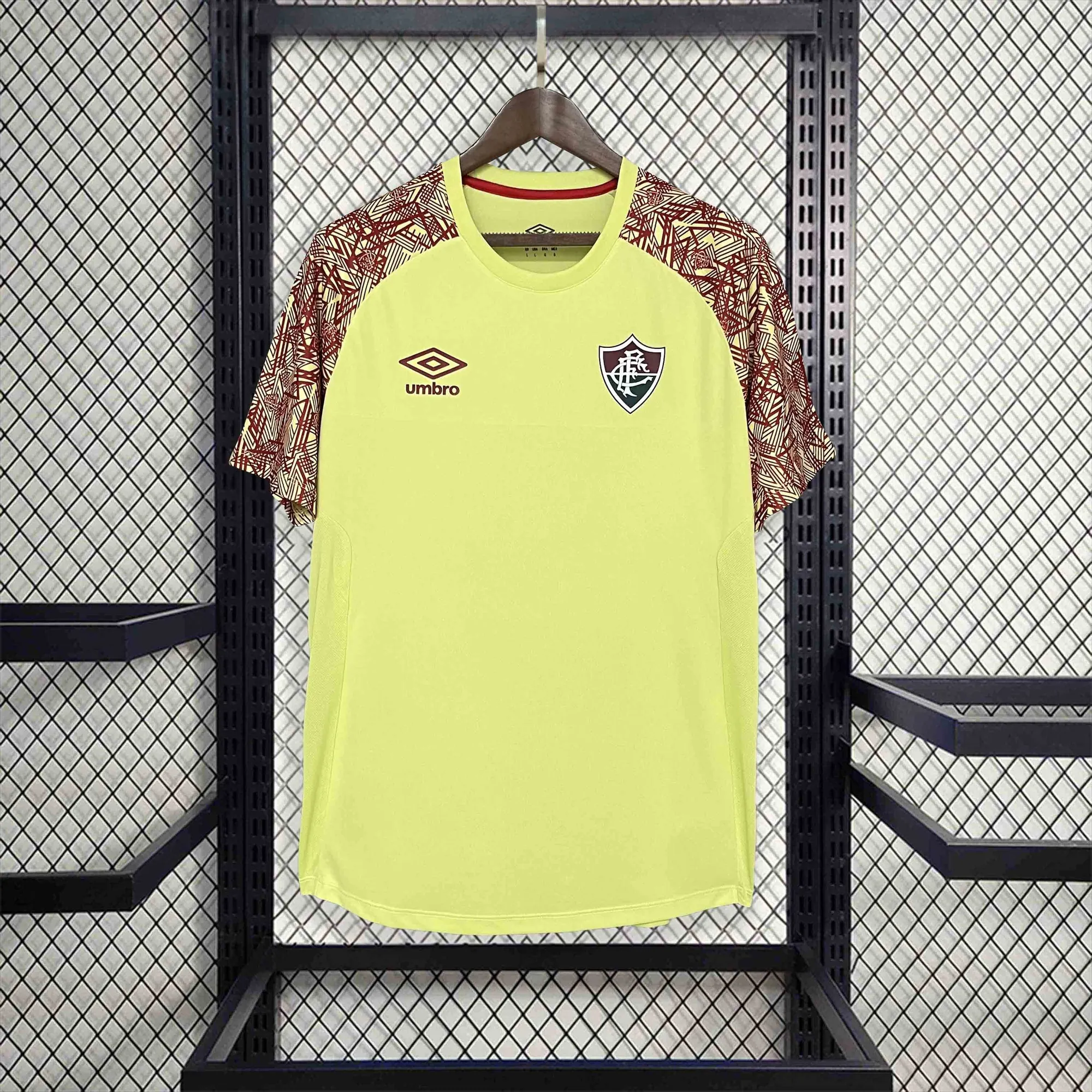 24-25 Fluminense Goalkeeper Yellow Kit Football Replicas Yupoo 6