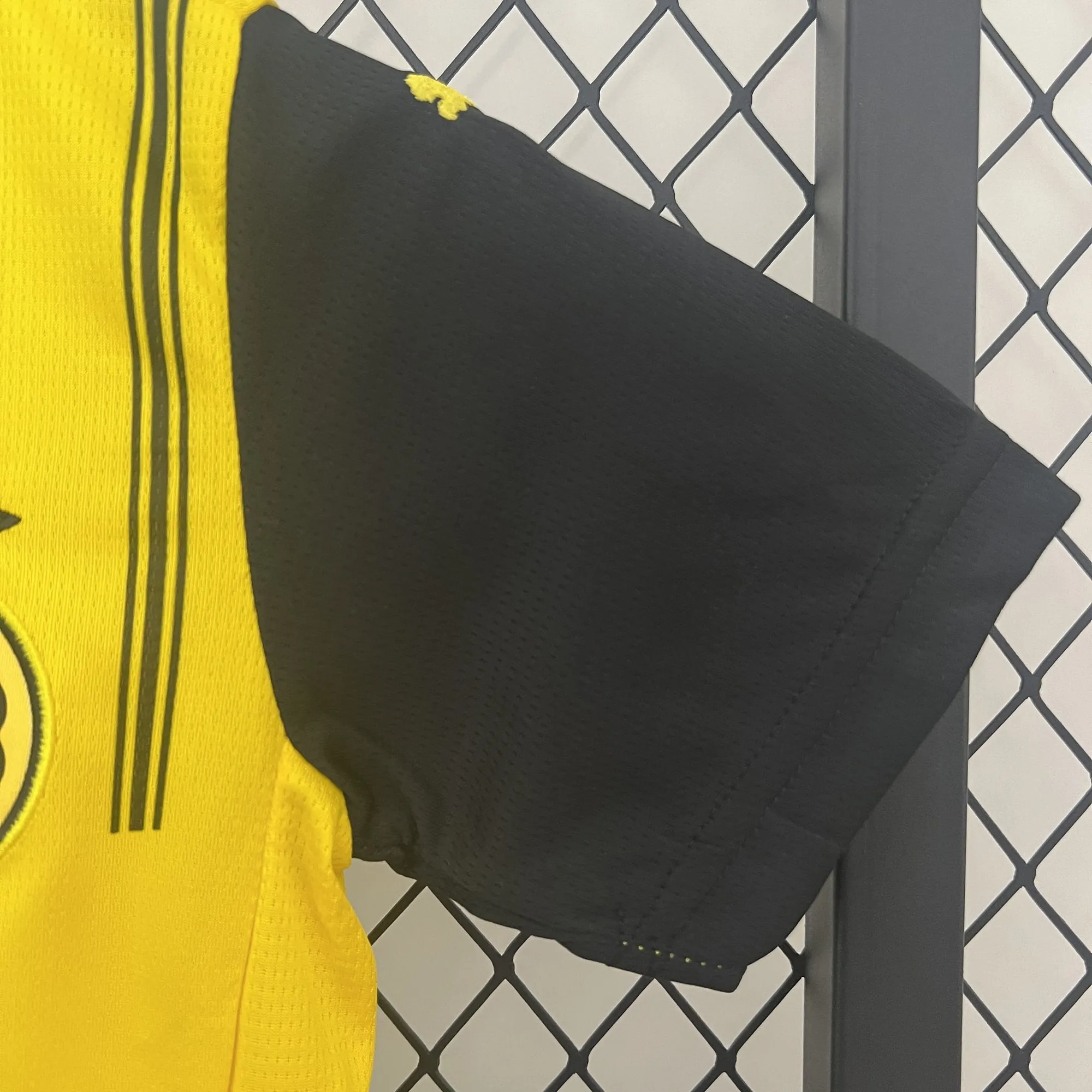 24-25 Dortmund BVB Home Kid Kits Youth Apparels AAAAJersey Supplier Yupoo 7
