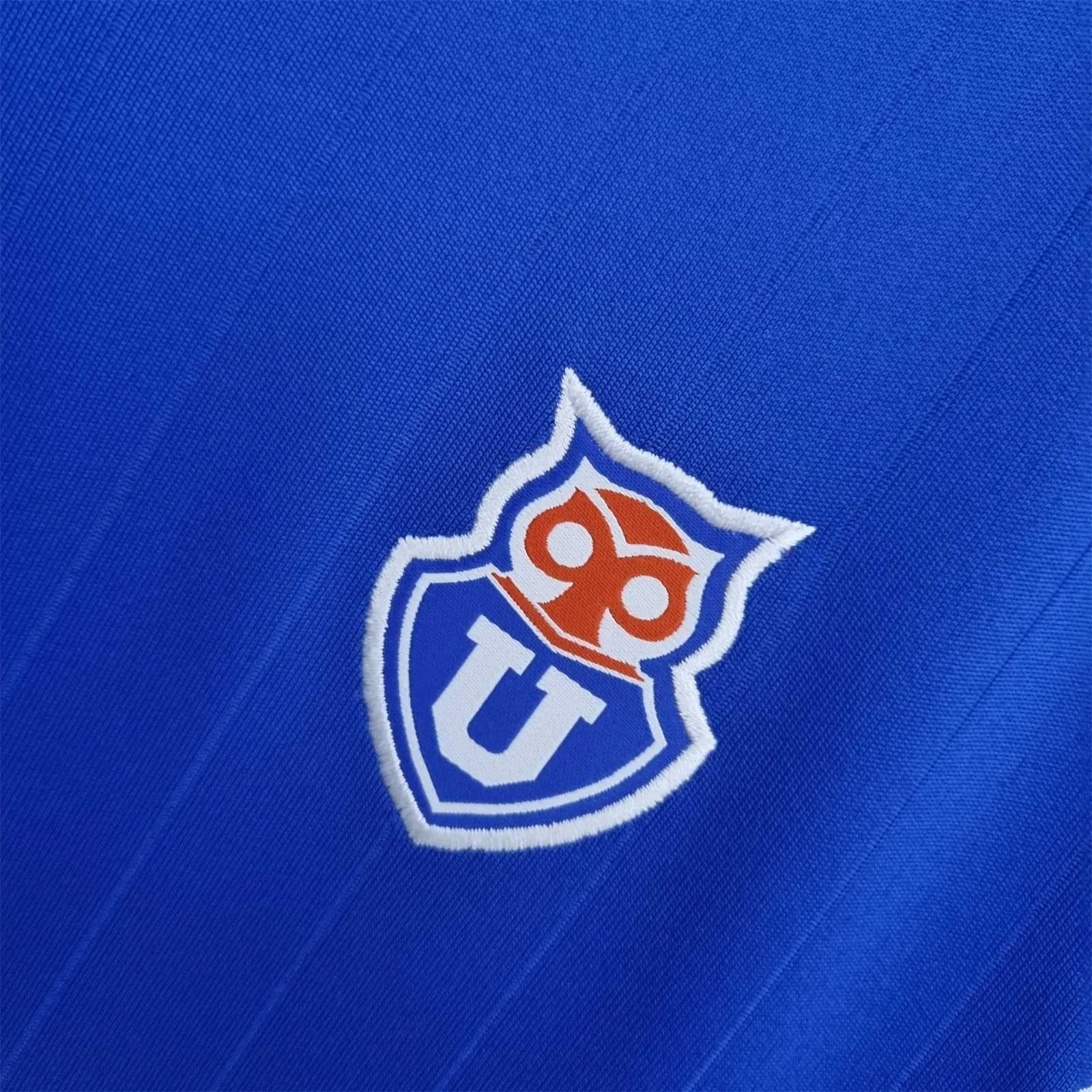 22-23 University of Chile home 10