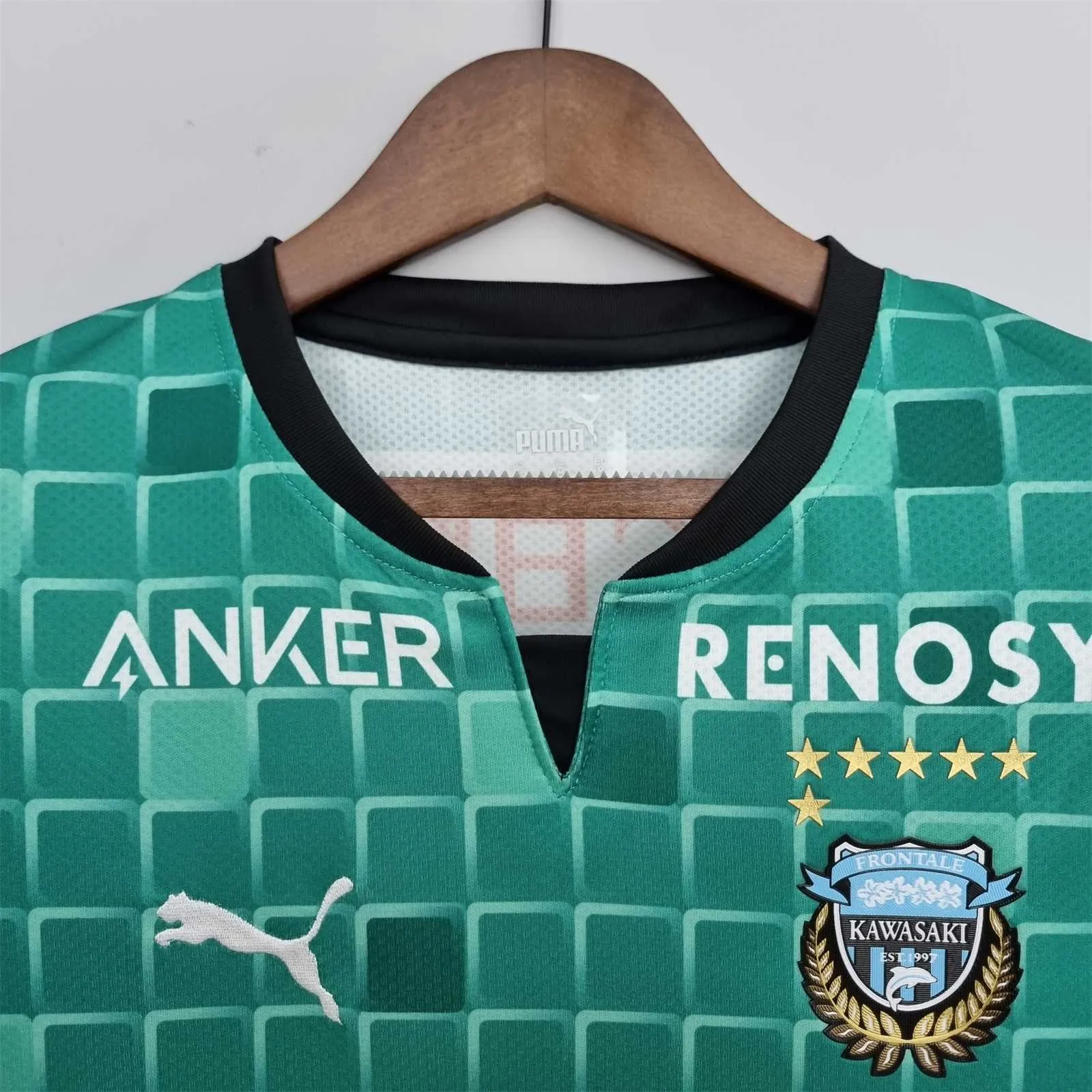 22-23 Kawasaki Frontale third away 7