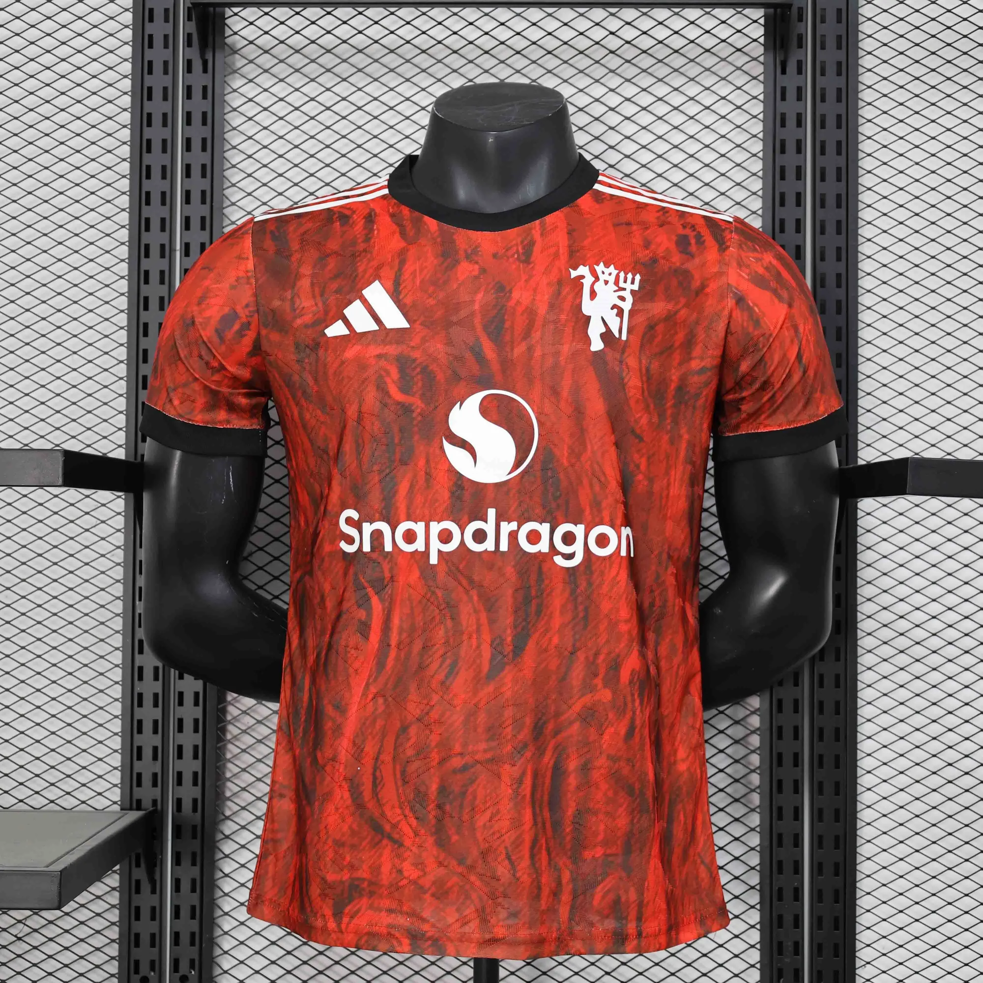 24-25 Manchester United Red Special Edition Player Version Shirt AAAAJersey Supplier Yupoo 3