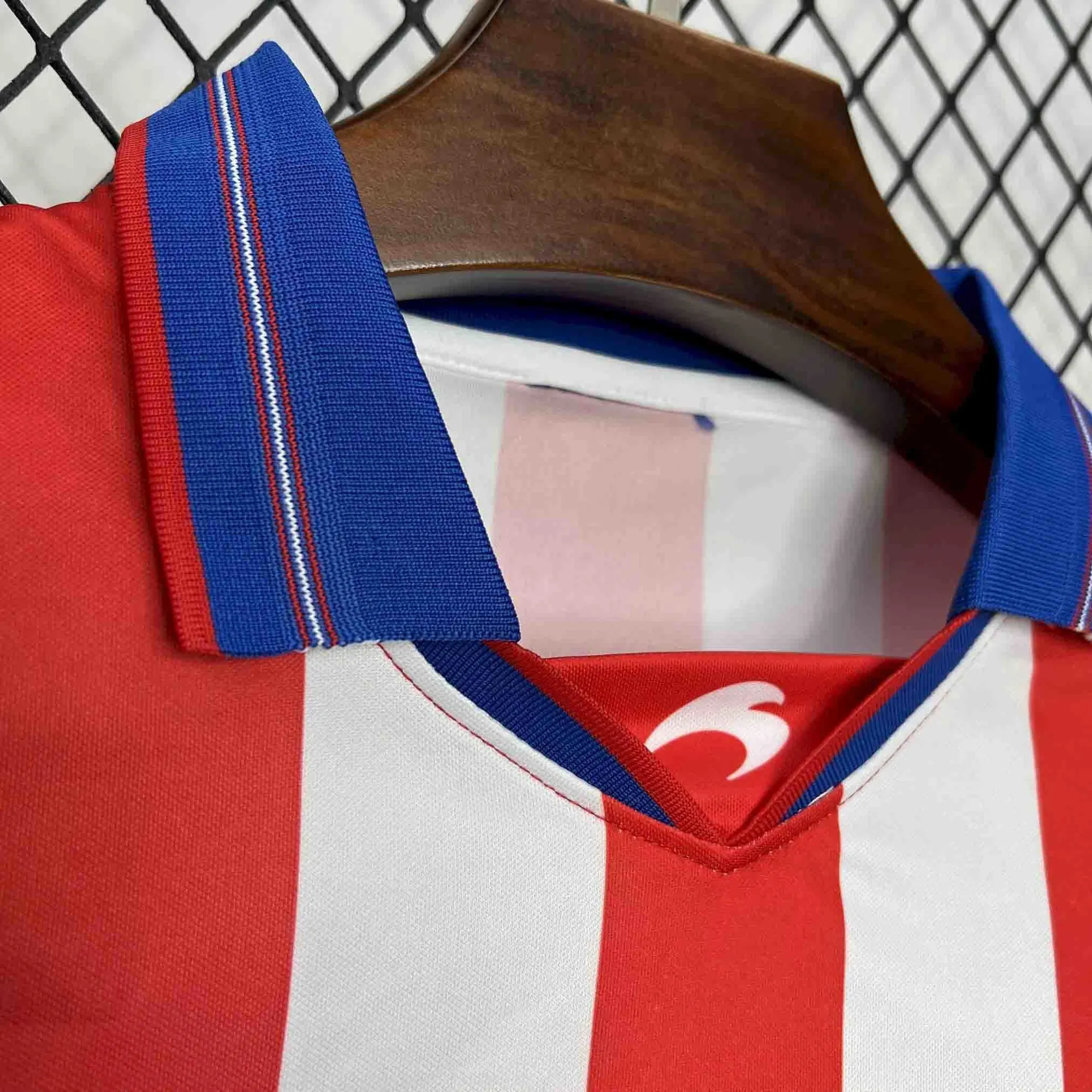 01-02 Sporting de Gijón Home Retro Kit Vintage Shirt AAAAJersey Supplier Yupoo 4