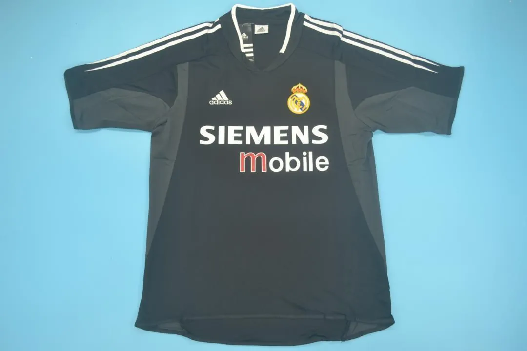 04-05 Real Madrid away 11