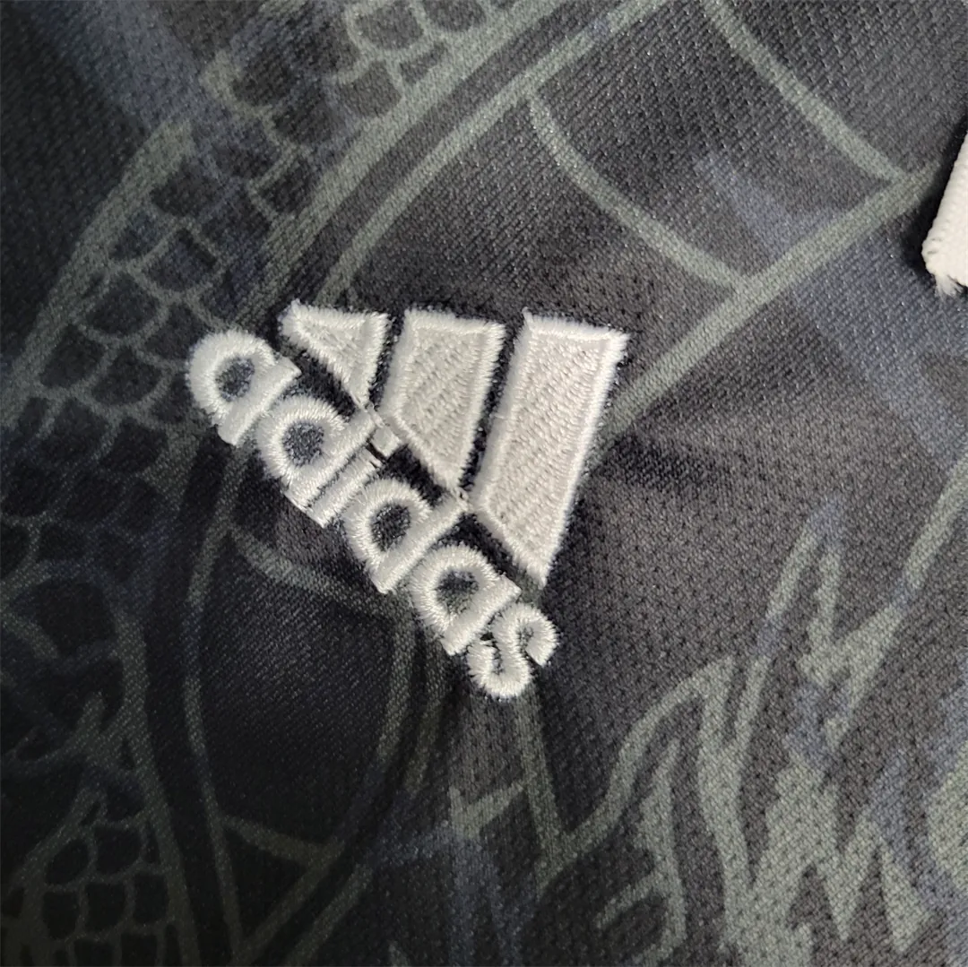23-24 Real Madrid Special Edition Black kids kit 4