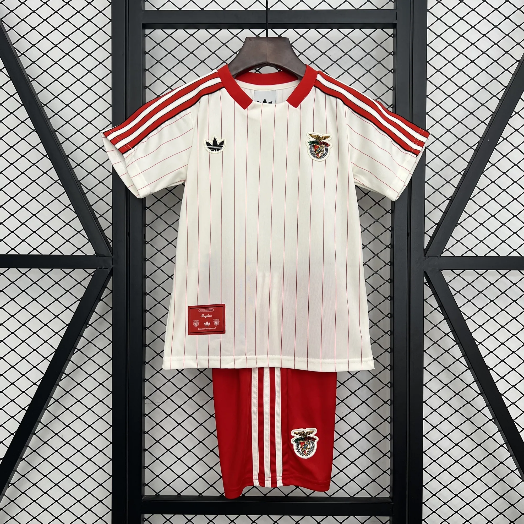 25-26 Kids Benfica Casual Retro Style Football Kits Apparels AAAAJersey Wholesale Yupoo 6