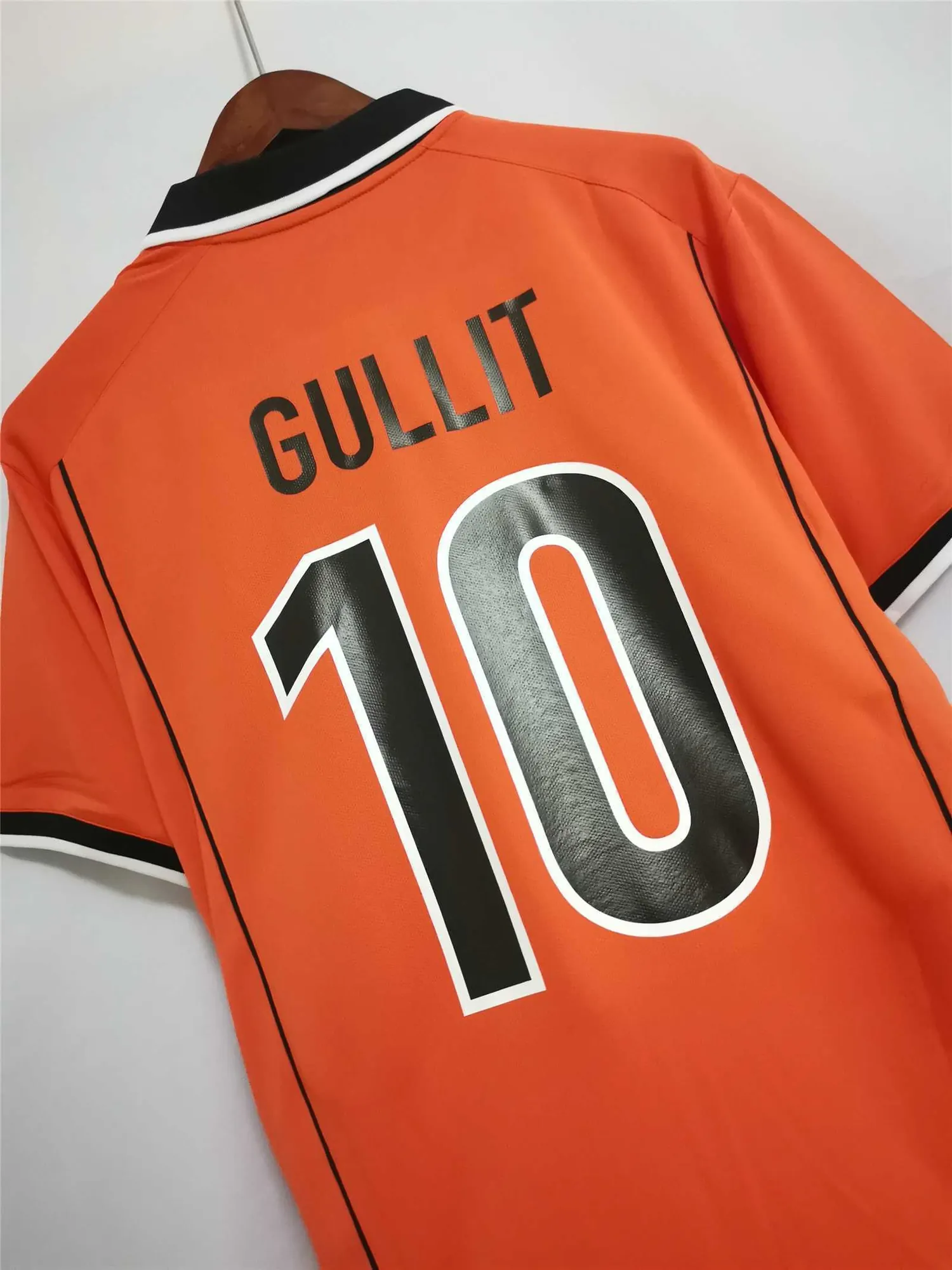 1998 Netherlands home 5