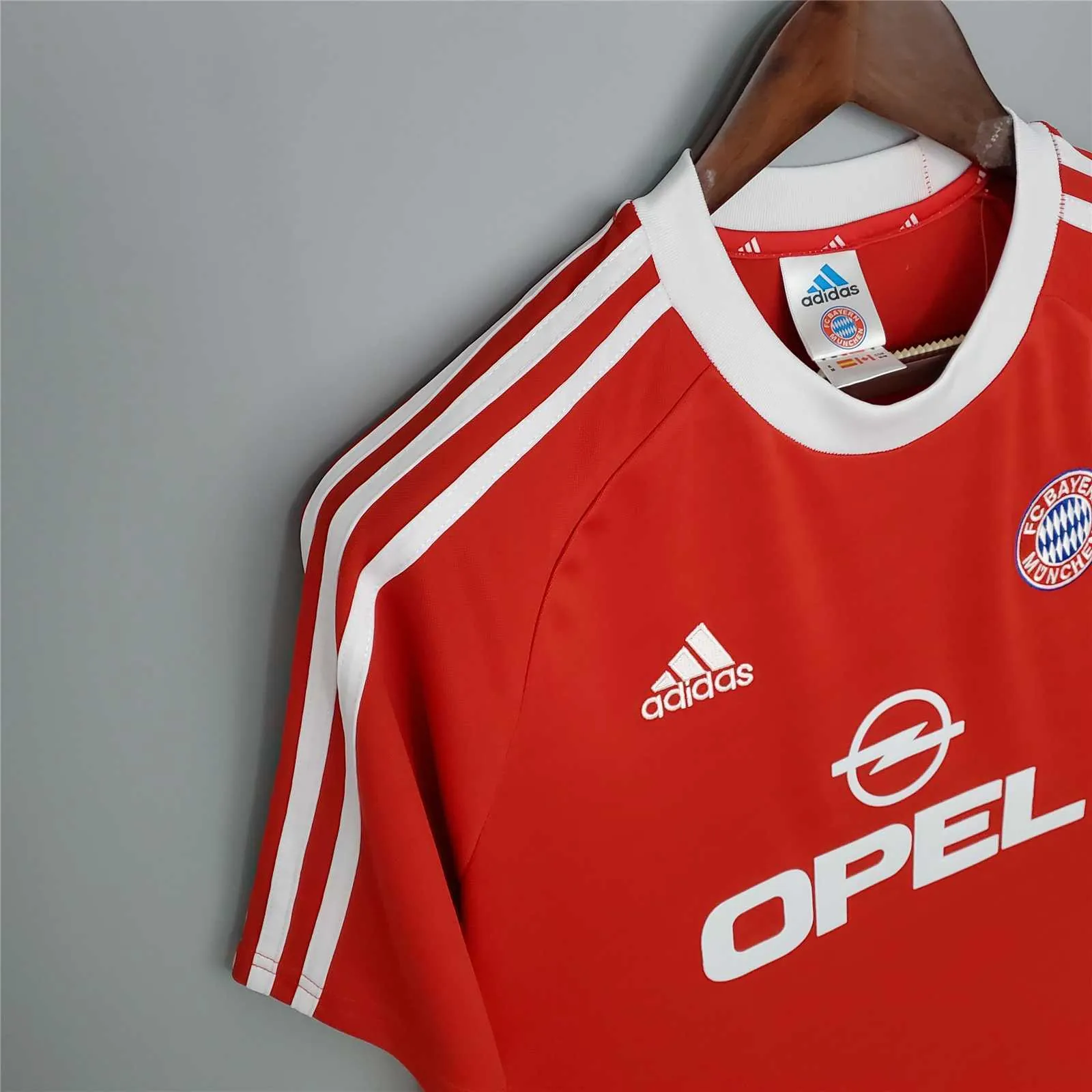 00-01 Bayern Munich home 1