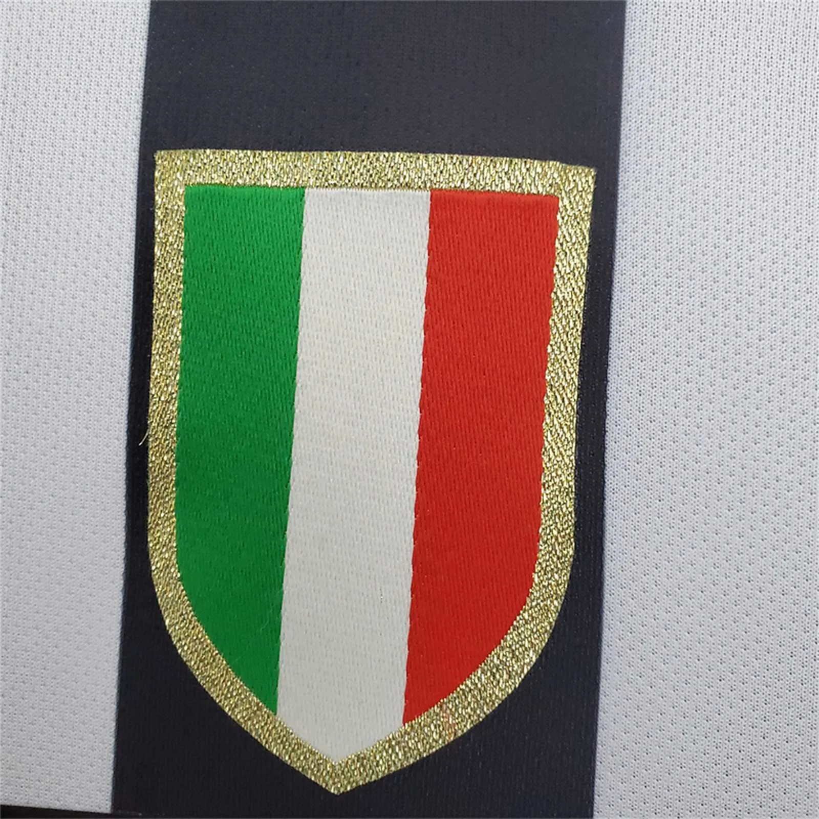 14-15 Juventus home Soccer Retro Jersey Supplier S-2XL 4
