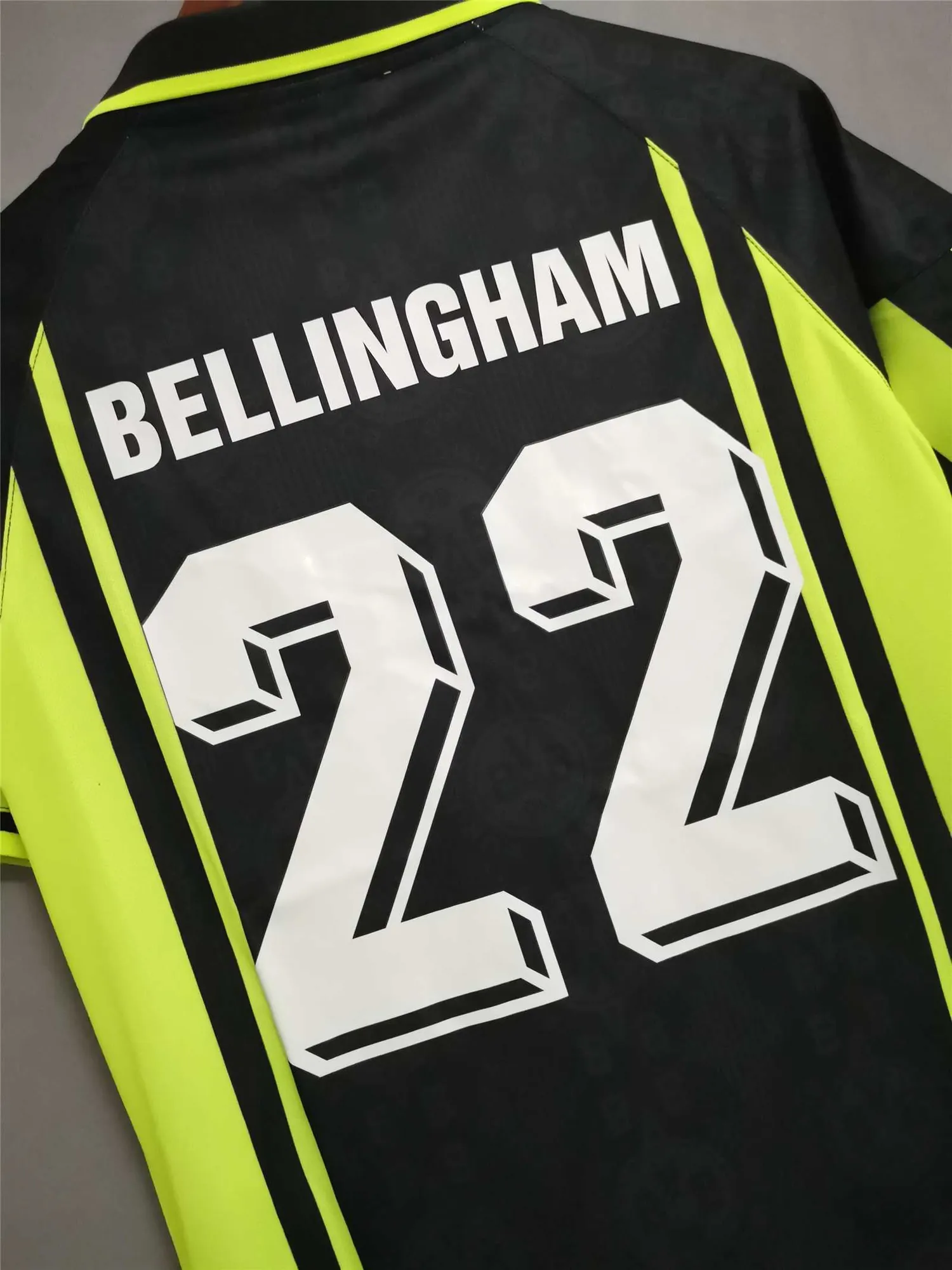 95-96 Dortmund away black 3