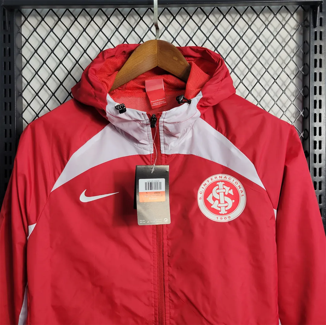 22-23 Windbreaker Internacional Red 5