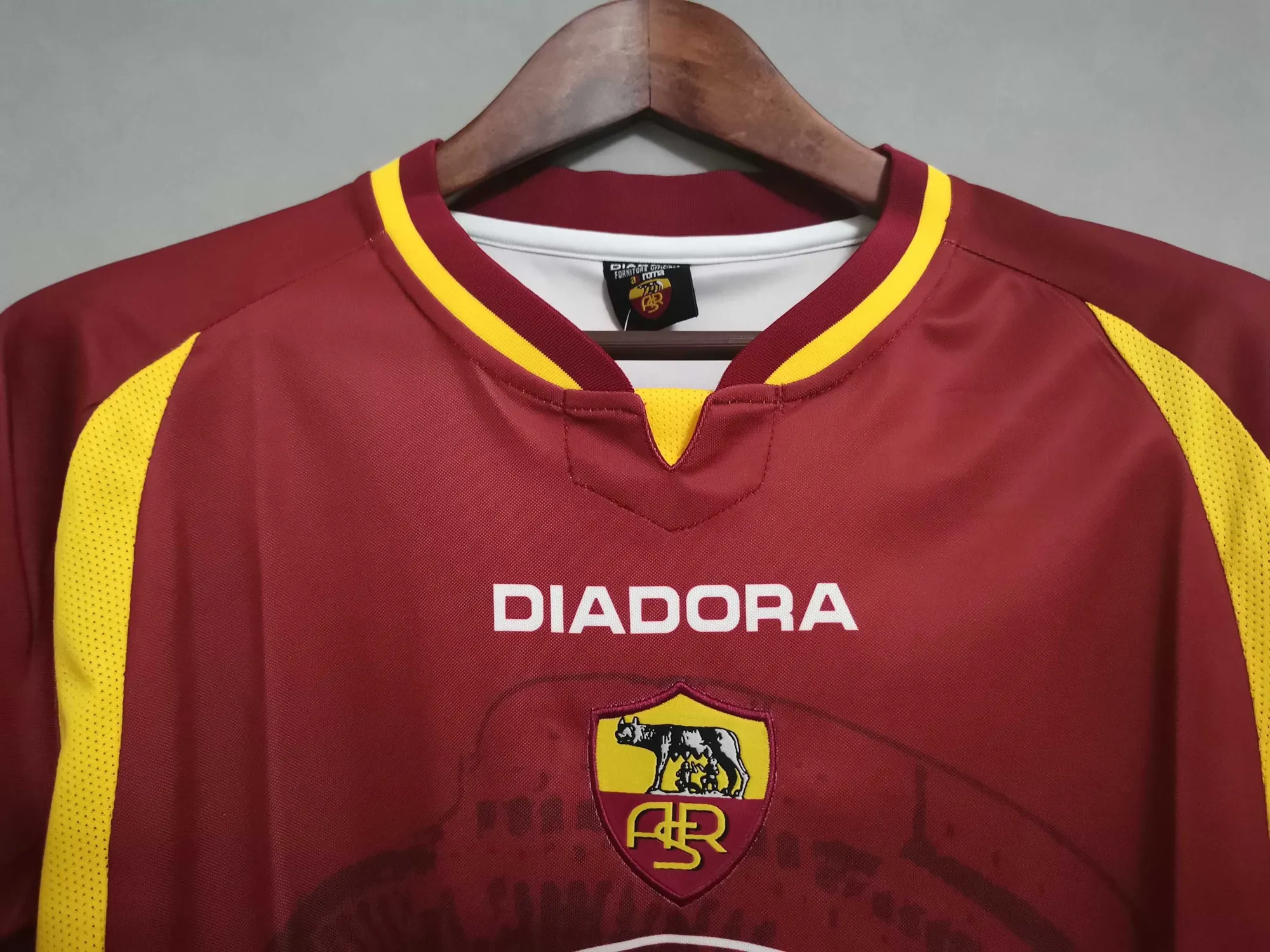 97-98 Roma home 5