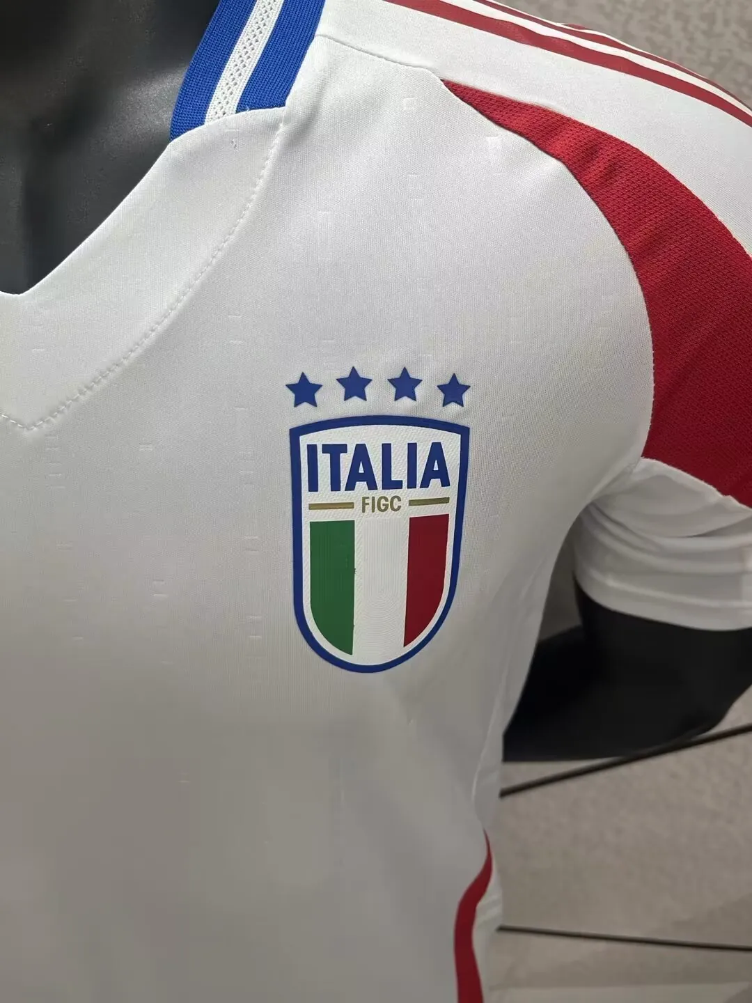 2024 Italy Away Player Version Kit UEFA Euro Shirt Football AAAAJersey Supplier 6