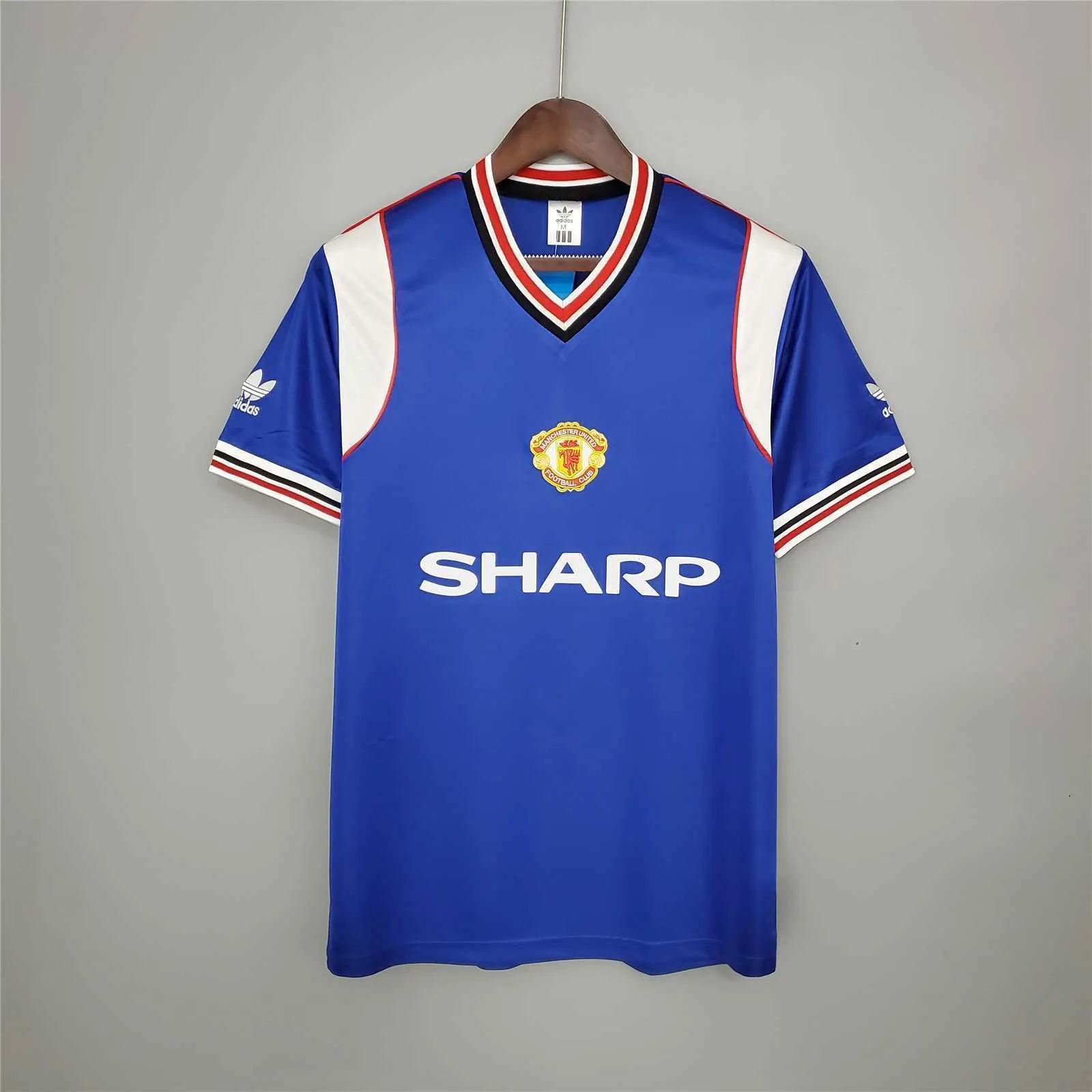 85-86 Manchester United away - 3 8
