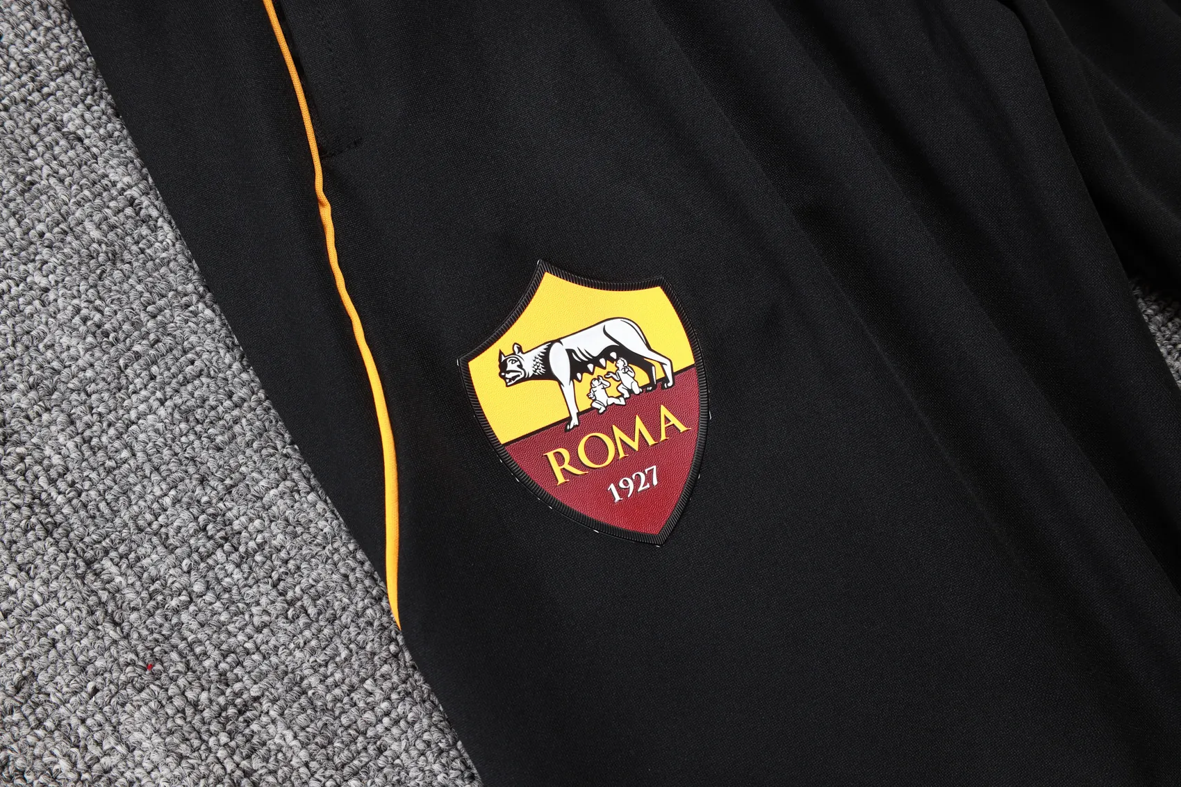 25-26 Roma Home Player Version Training Kits Football Tracksuits 1